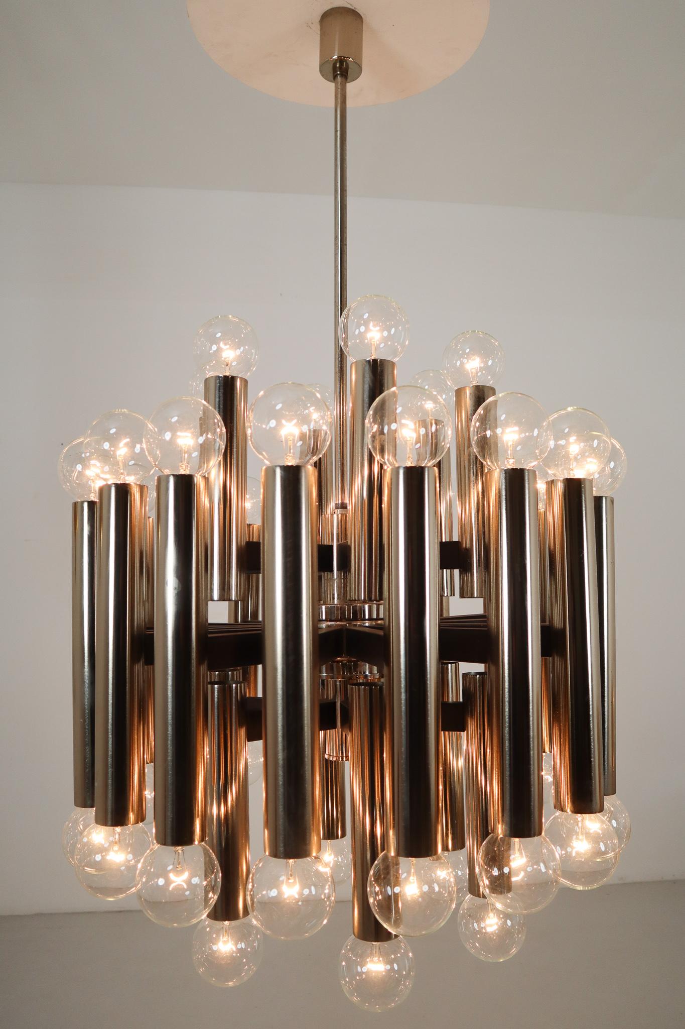 Large Midcentury Modernist Steel Chandelier with 48-Light Bulbs, Berlin, 1960s For Sale 5