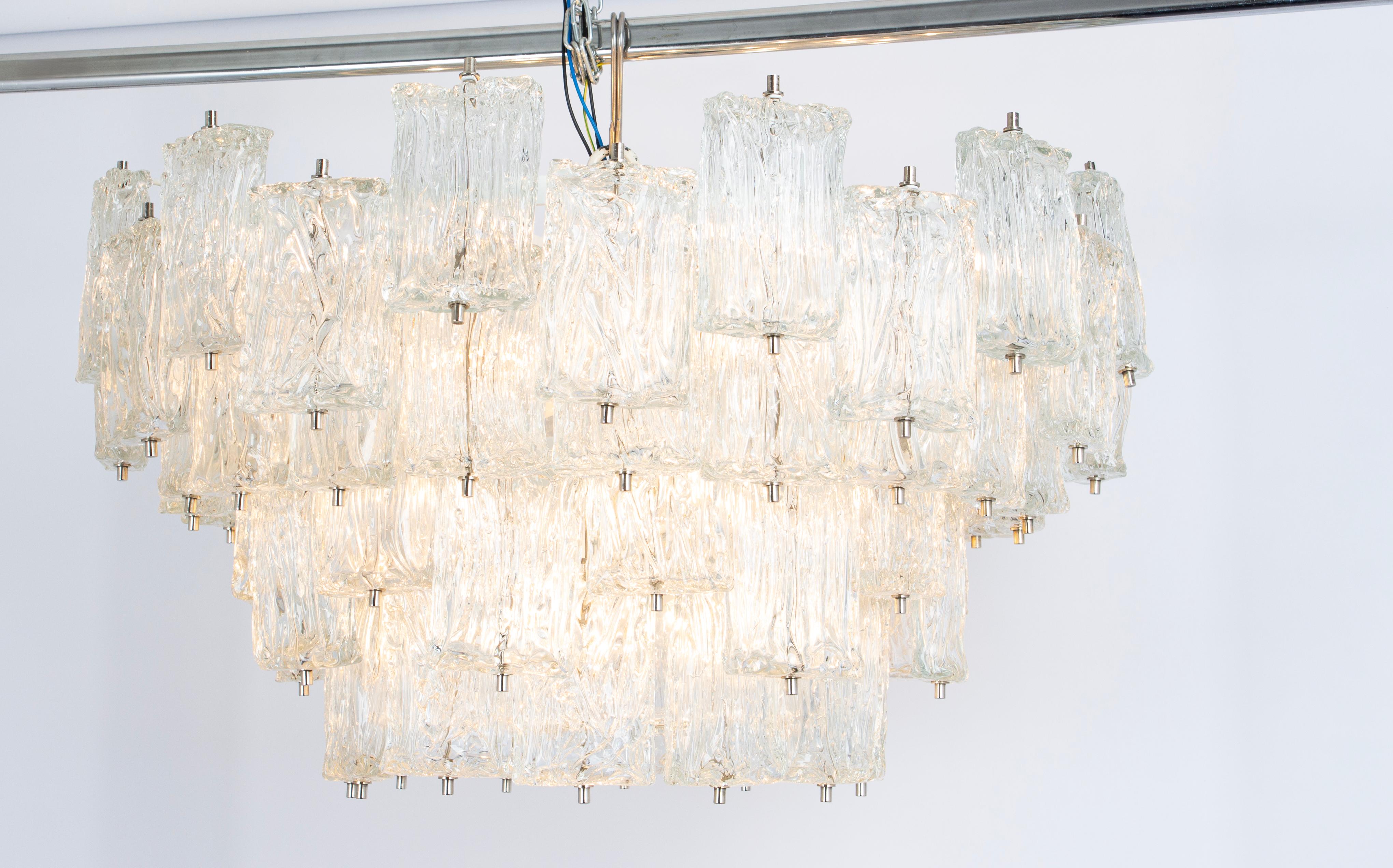 Large Midcentury Murano Glass Chandelier by Barovier & Toso, Italy, 1960s In Good Condition For Sale In Aachen, NRW