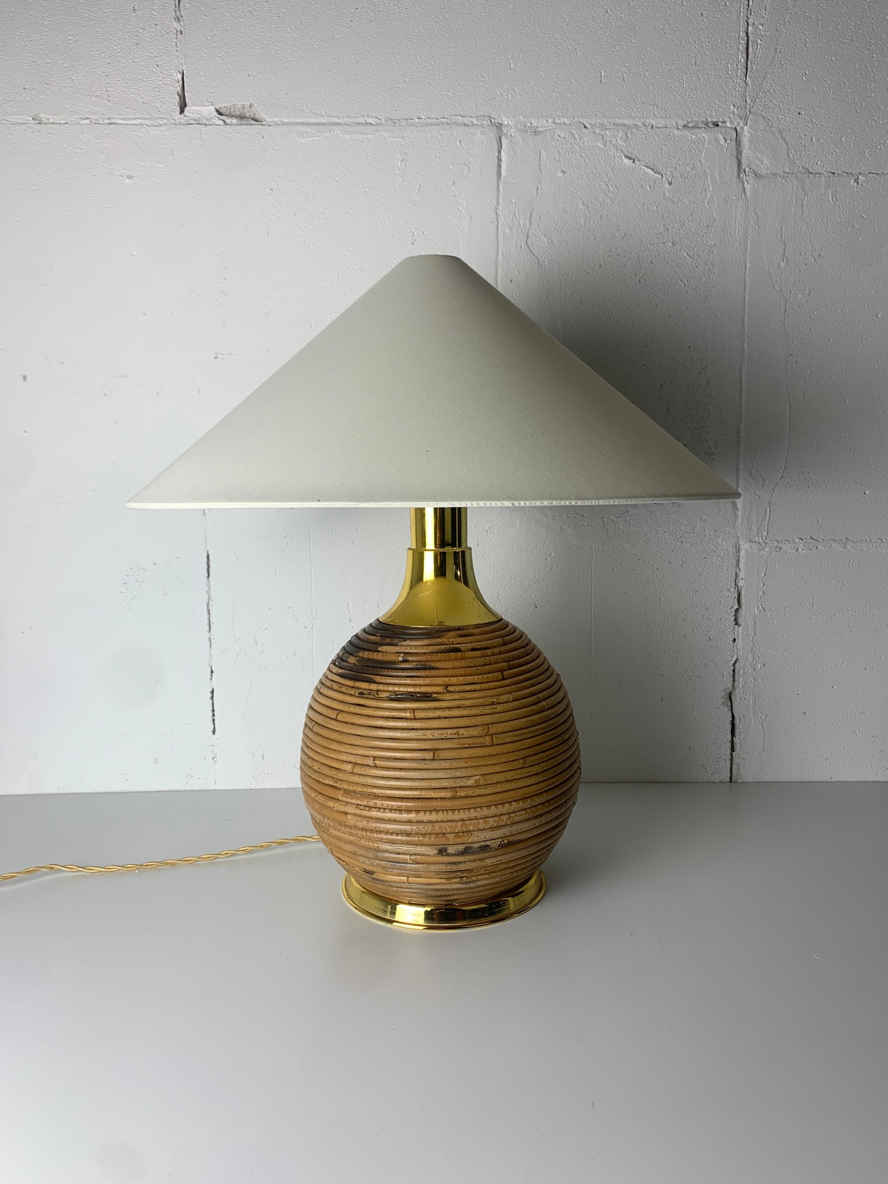 Fin du 20e siècle Grande lampe de table en bambou, rotin et laiton, Italie, années 1970 en vente