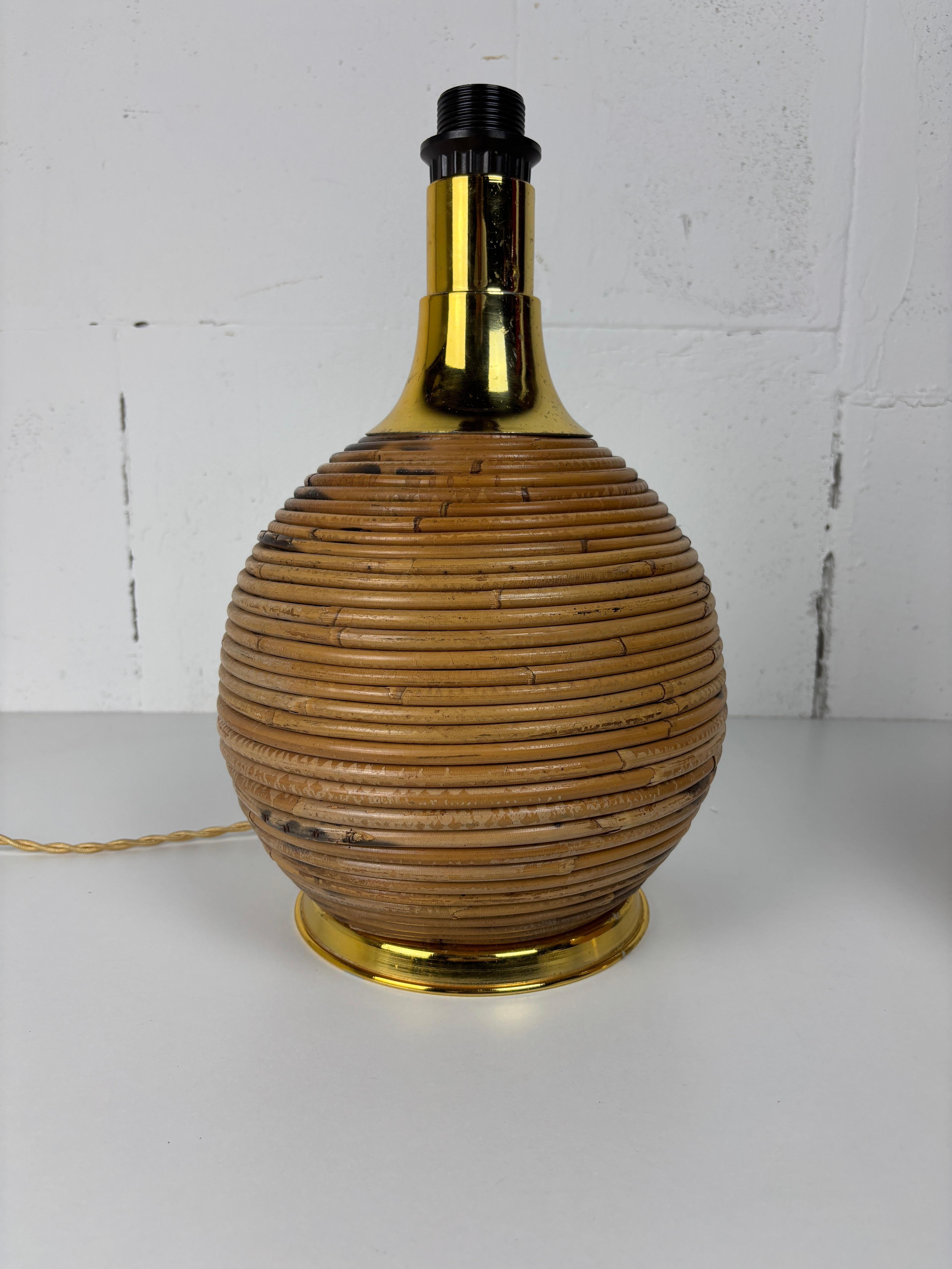 Grande lampe de table en bambou, rotin et laiton, Italie, années 1970 en vente 1