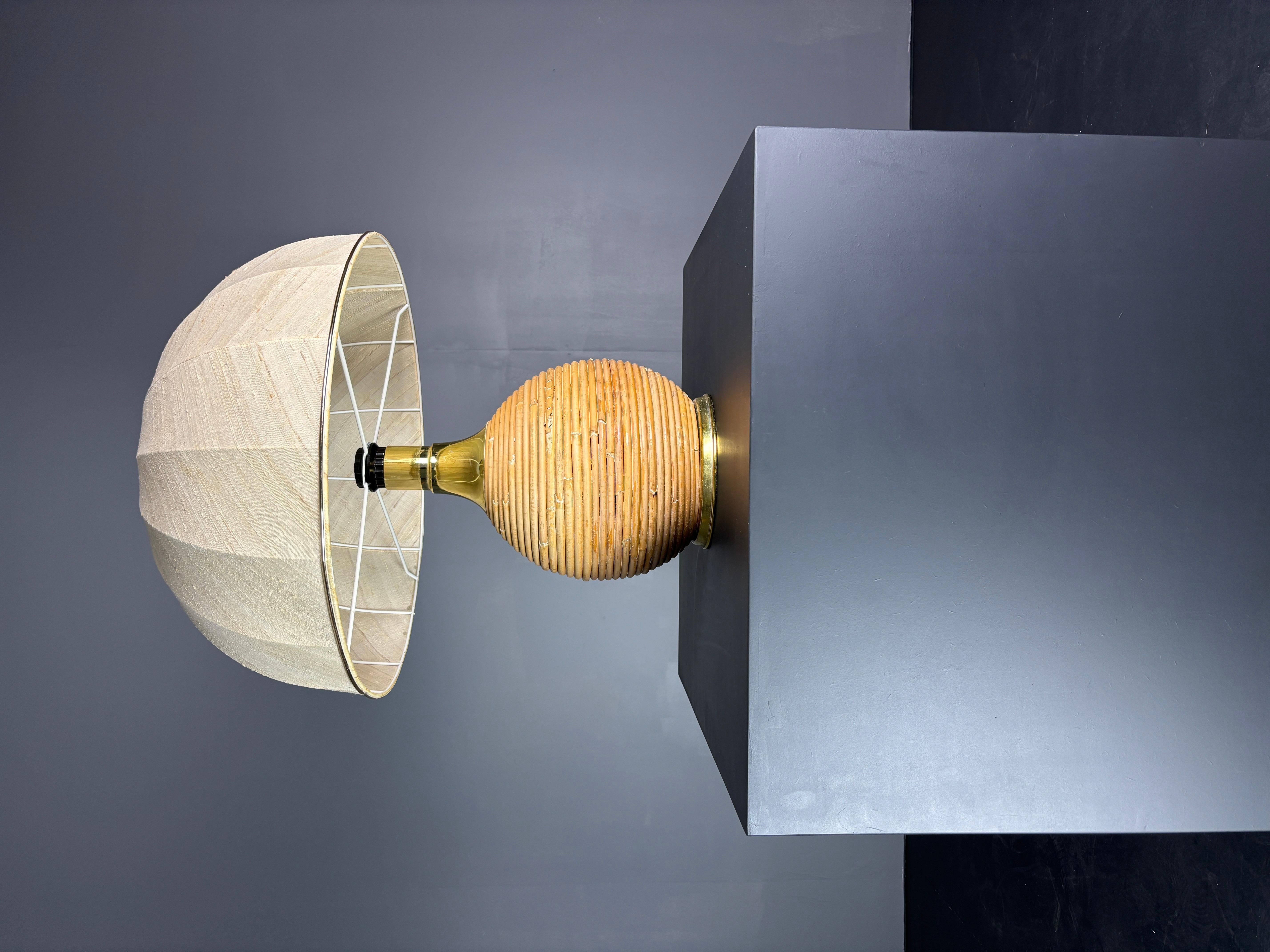 Large midcentury pencil reed rattan bamboo mushroom table lamp, 1970s In Good Condition For Sale In Zaandam, NL