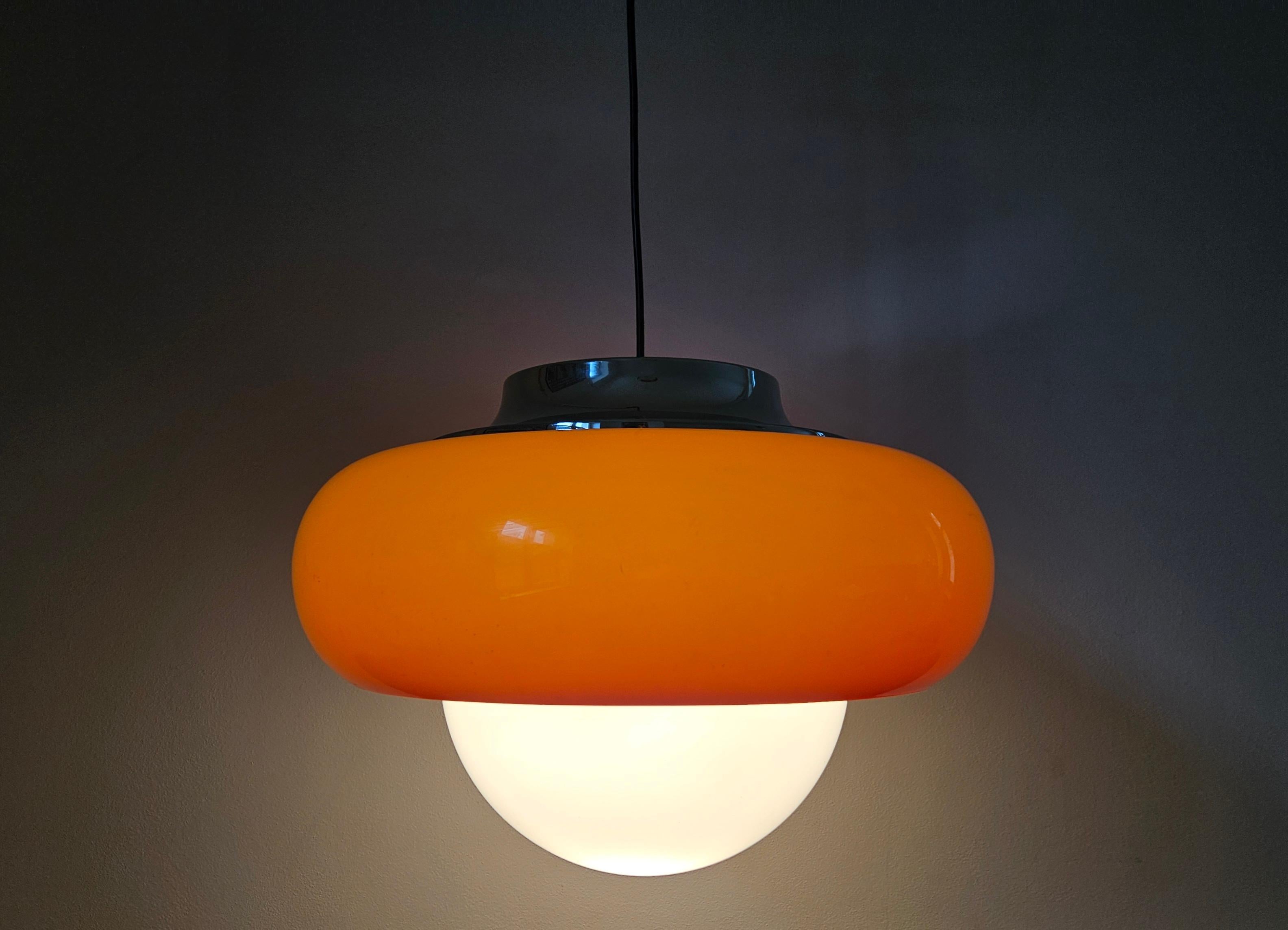 Colgante grande de mediados de siglo Meblo, Harvey Guzzini, Space Age, Italia, años 70 en venta 5