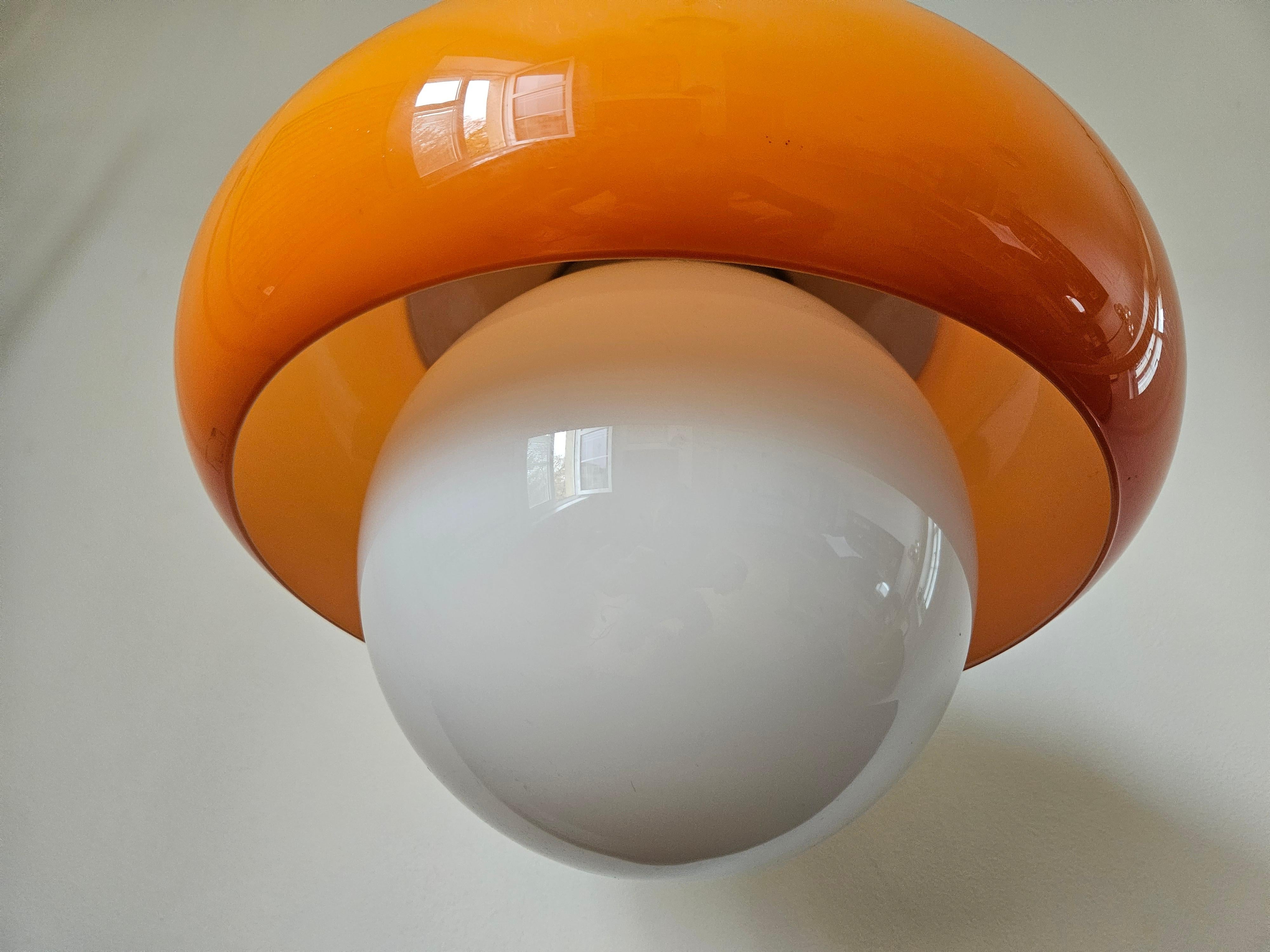 Colgante grande de mediados de siglo Meblo, Harvey Guzzini, Space Age, Italia, años 70 finales del siglo XX en venta