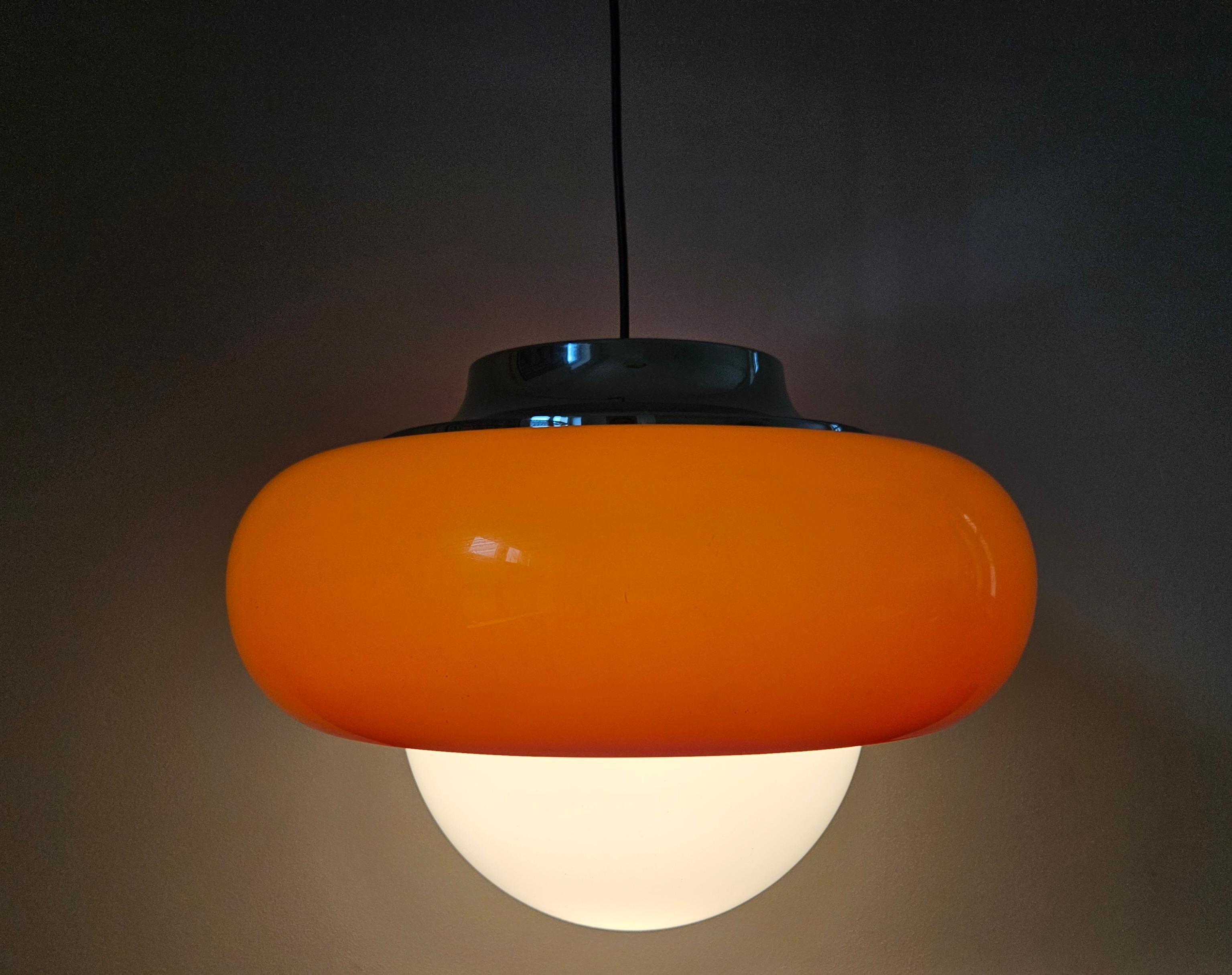 Colgante grande de mediados de siglo Meblo, Harvey Guzzini, Space Age, Italia, años 70 en venta 1