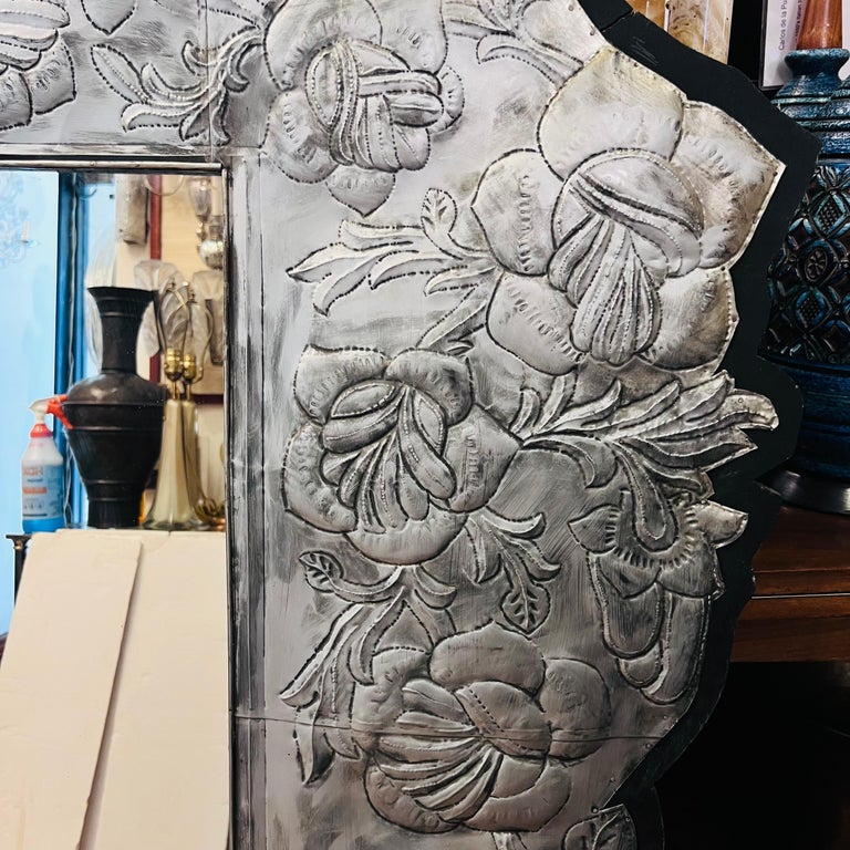Large Midcentury Repousse' Mirror For Sale at 1stDibs