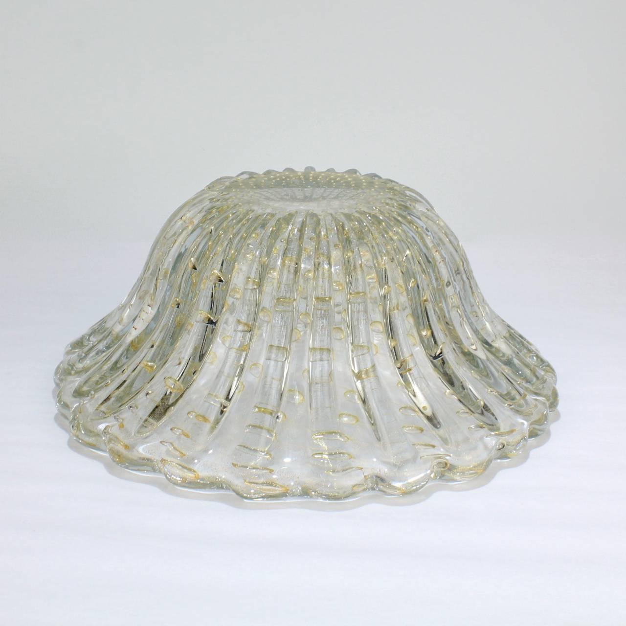 20th Century Large Midcentury Ribbed Barovier Bullicante Clear & Gold Murano Art Glass Bowl