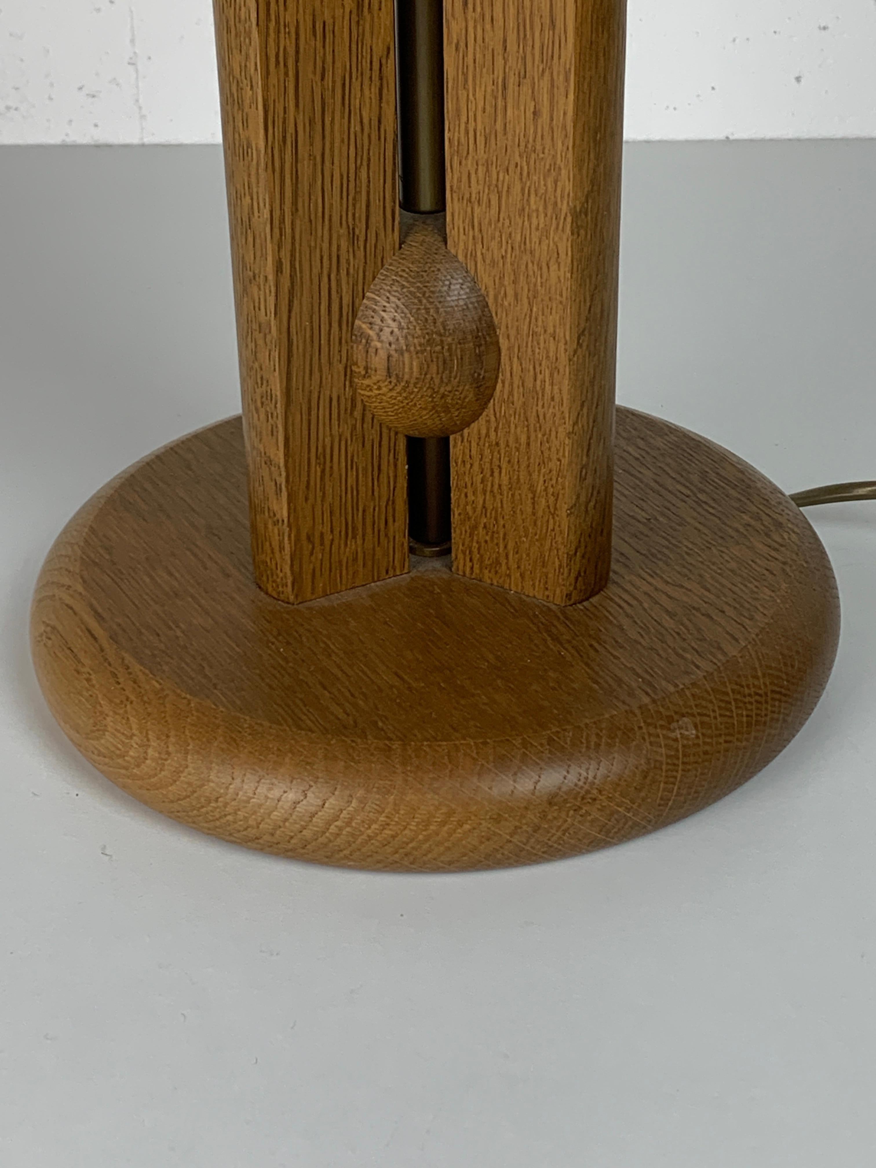 Fine XX secolo Grande lampada da tavolo a fungo dell'era spaziale del Medioevo, anni '70 in vendita