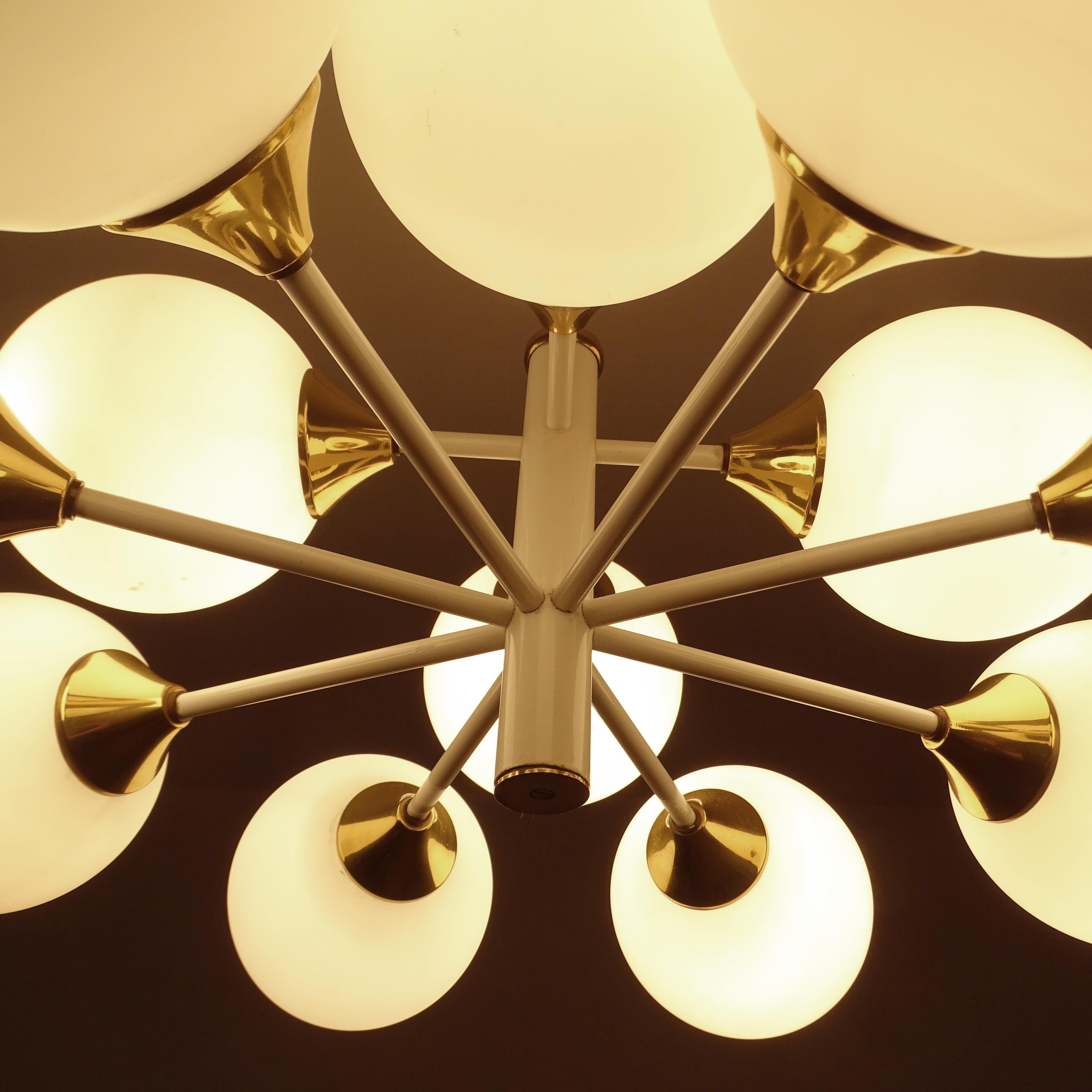 Large Midcentury Sputnik Brass Chandelier Pendant, Gio Ponti Stilnovo Era 9