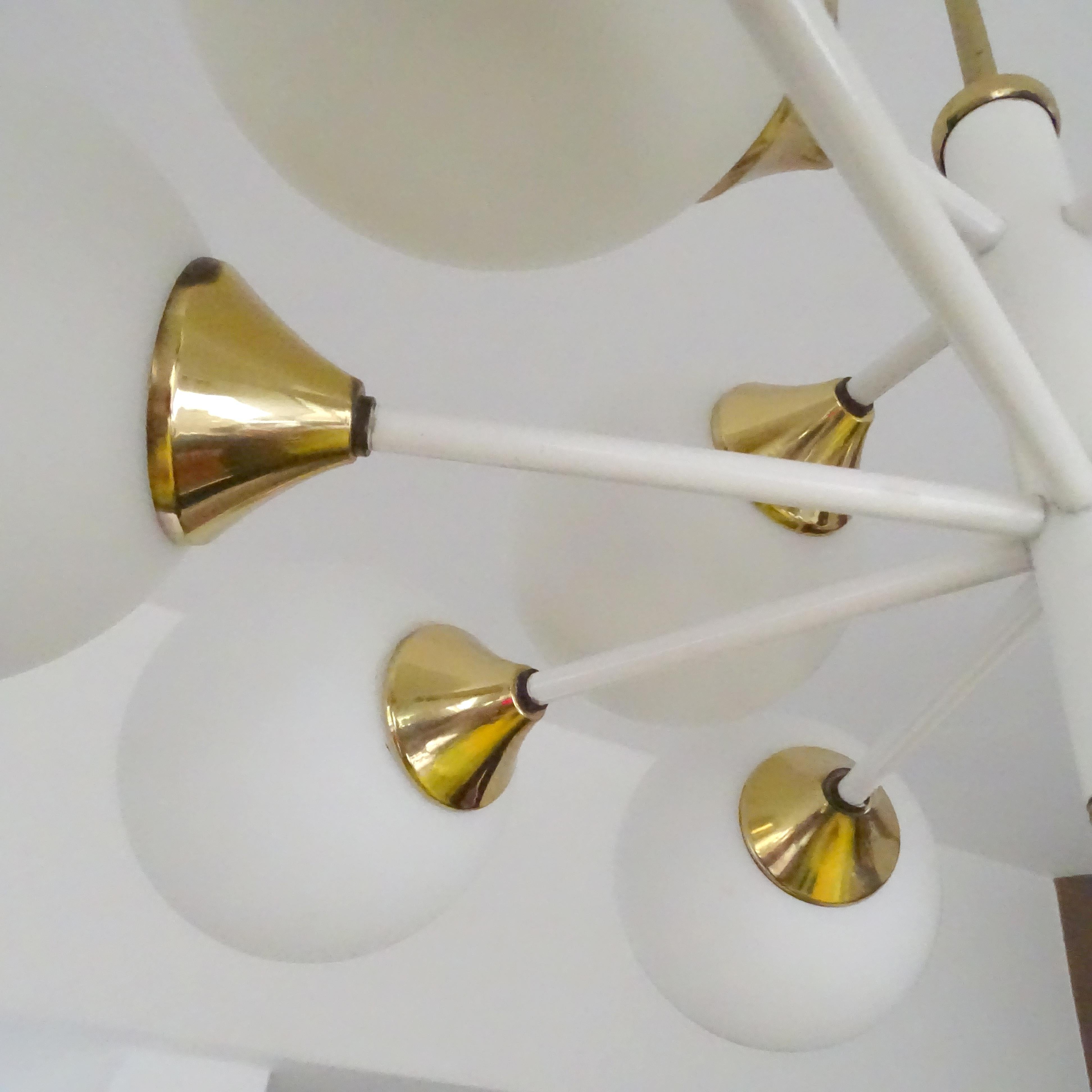 Large Midcentury Sputnik Brass Chandelier Pendant, Gio Ponti Stilnovo Era 12