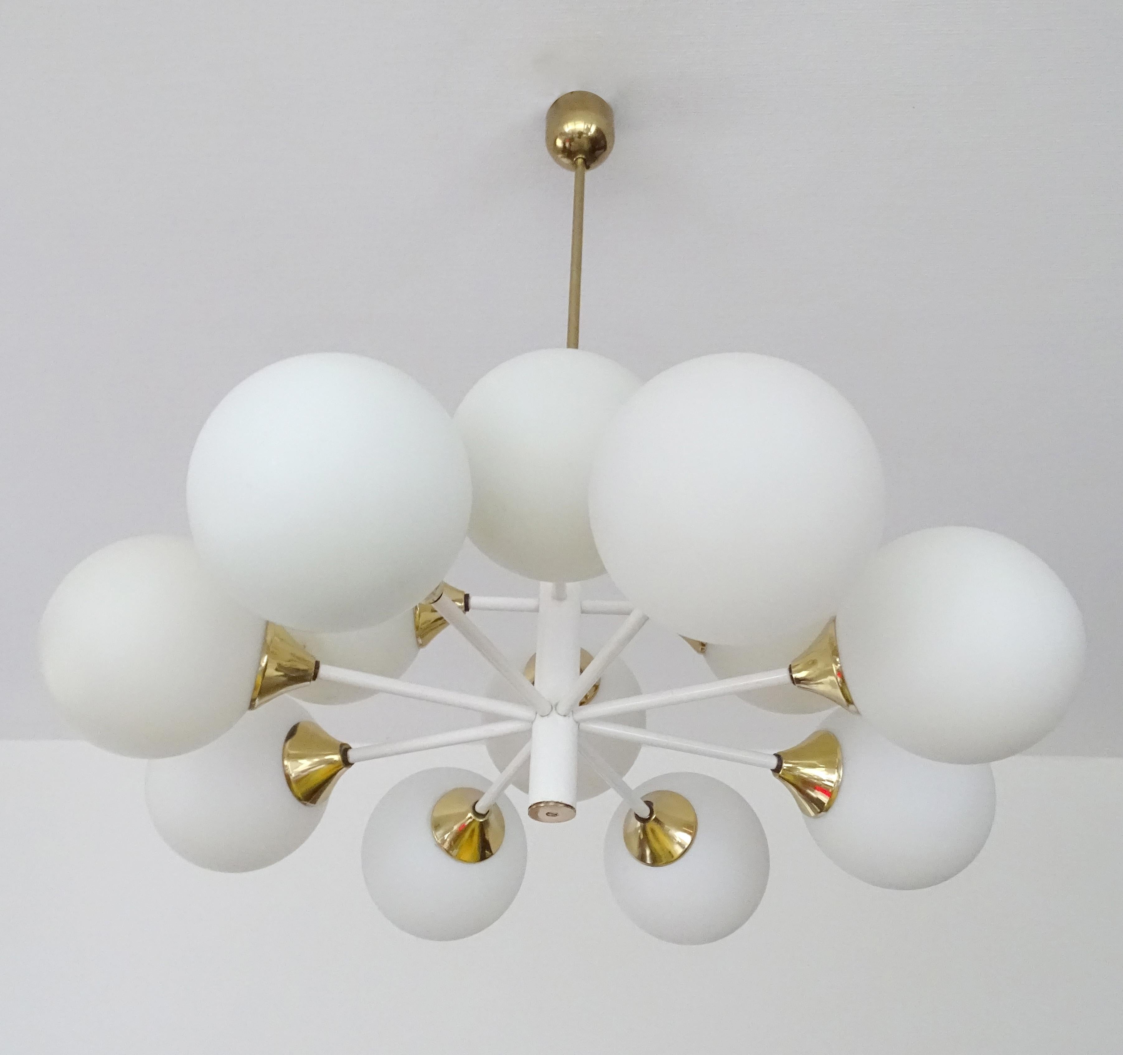 Mid-Century Modern Large Midcentury Sputnik Brass Chandelier Pendant, Gio Ponti Stilnovo Era