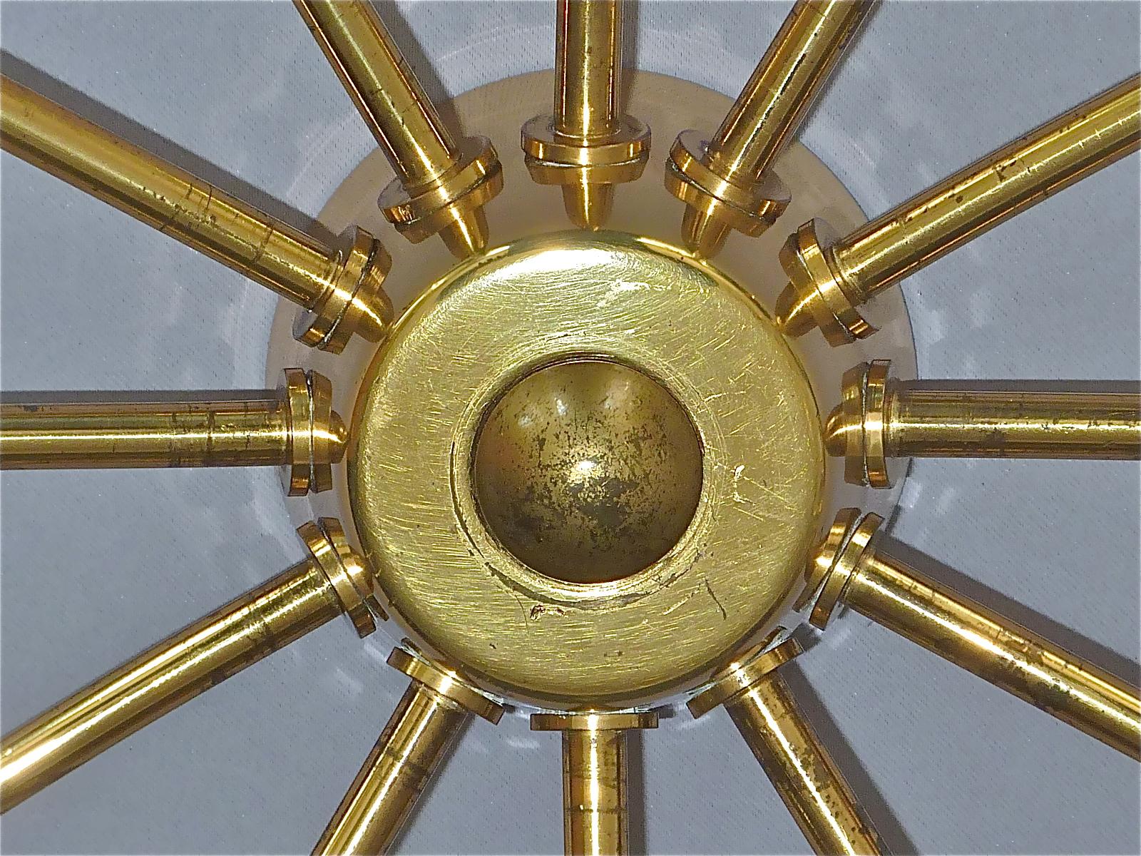 Große Sputnik-Deckenleuchte aus Messing mit Einbaubeleuchtung Kaiser Kalmar Stilnovo aus der Mitte des Jahrhunderts (Deutsch) im Angebot