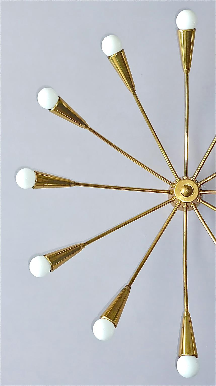 Large Midcentury Sputnik Flush Mount Brass Ceiling Lamp Kaiser Kalmar Stilnovo In Good Condition For Sale In Nierstein am Rhein, DE