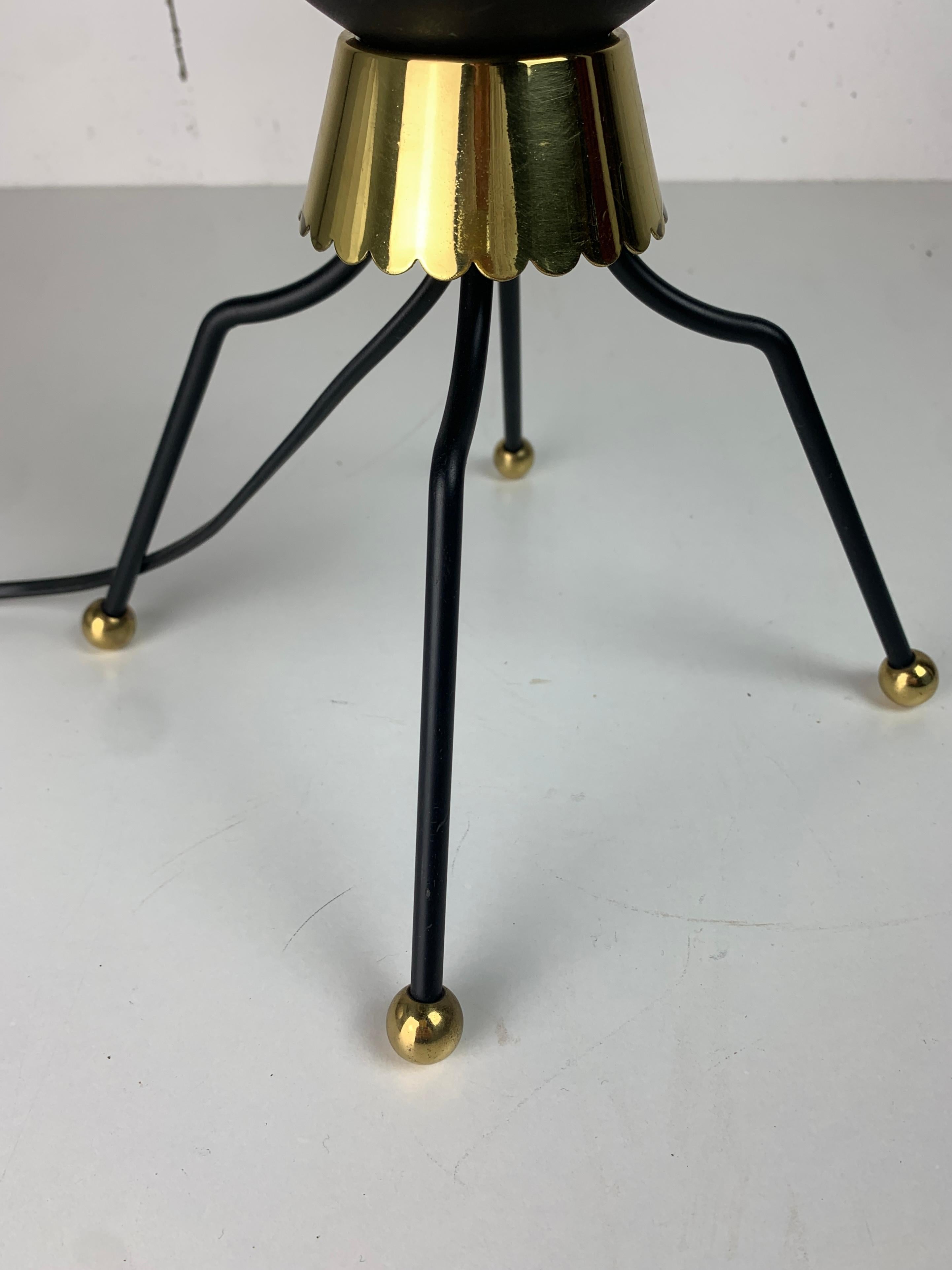 Grande lampe de table en laiton de style Sputnik du milieu du siècle, US 1950s en vente 3