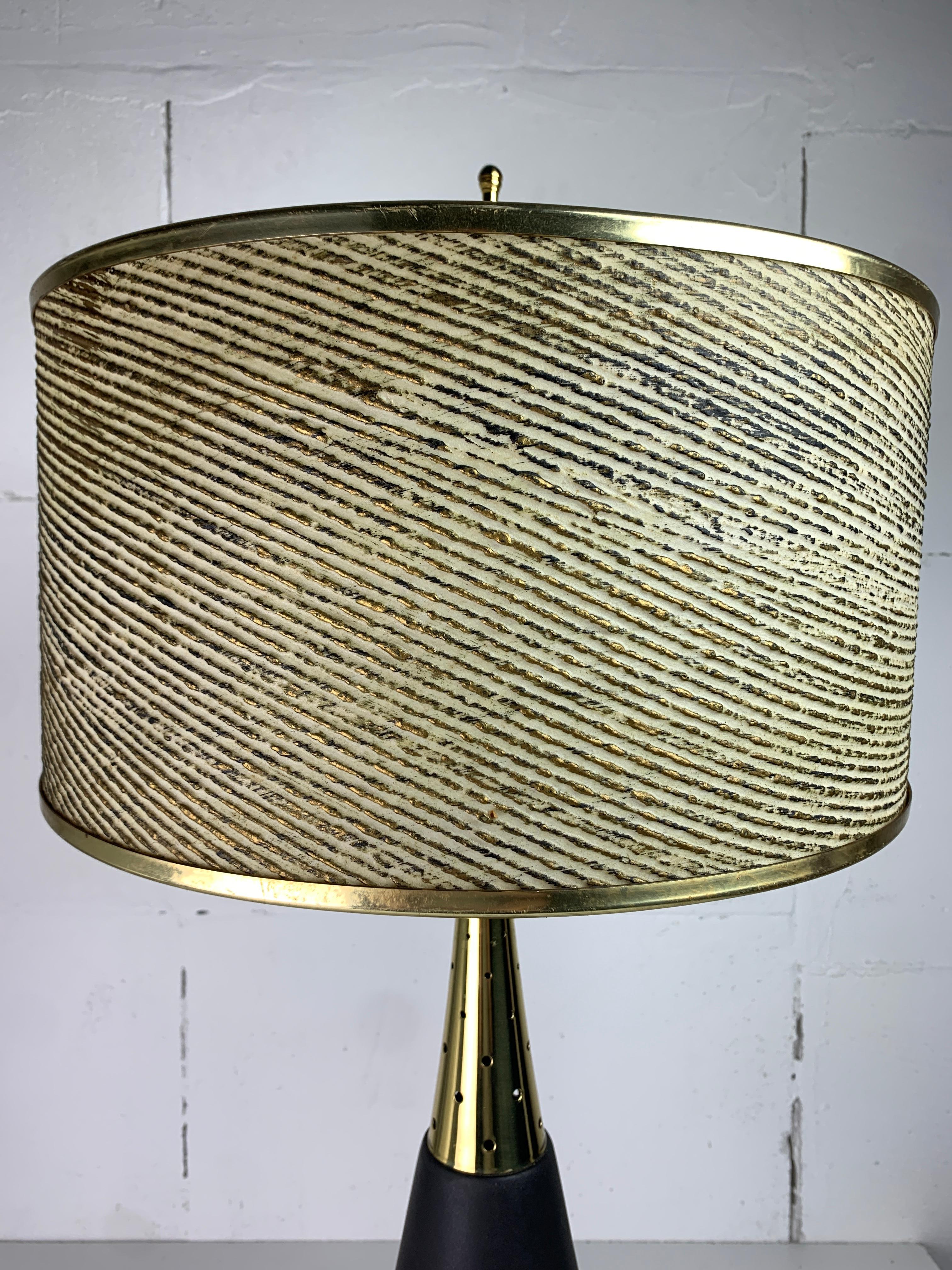Laiton Grande lampe de table en laiton de style Sputnik du milieu du siècle, US 1950s en vente