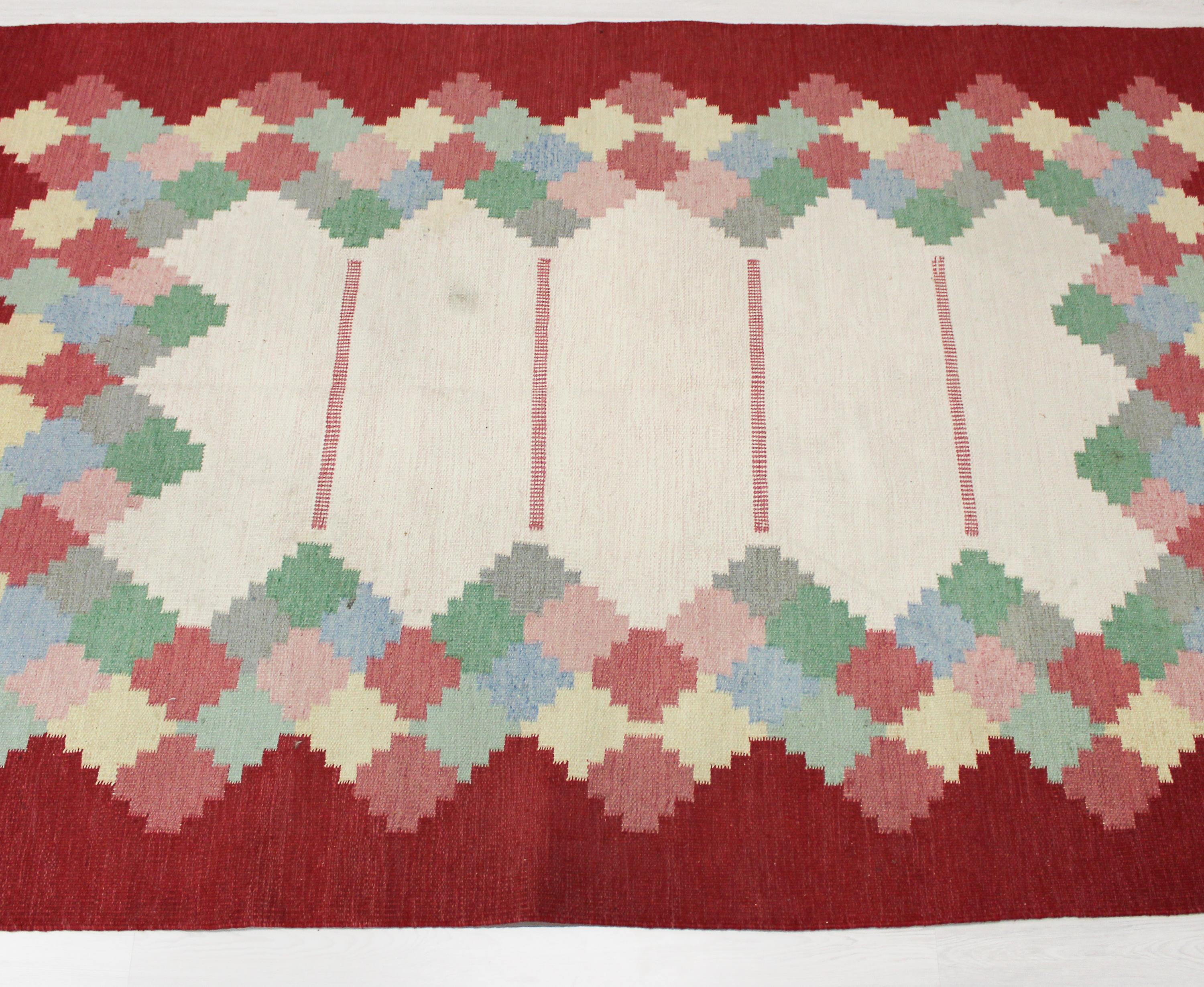 Scandinavian Modern Large Midcentury Swedish Flat Weave Carpet, 1950s For Sale