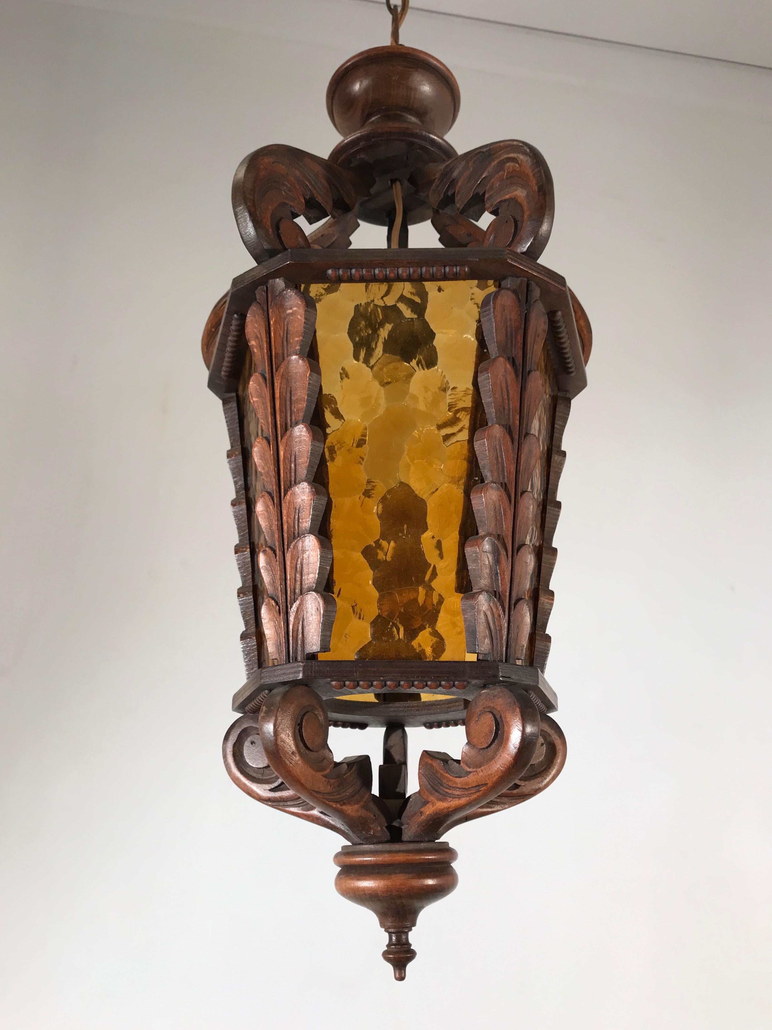 Large Midcentury Wooden Pendant / Light Fixture with Rare Amber Cathedral Glass For Sale 7