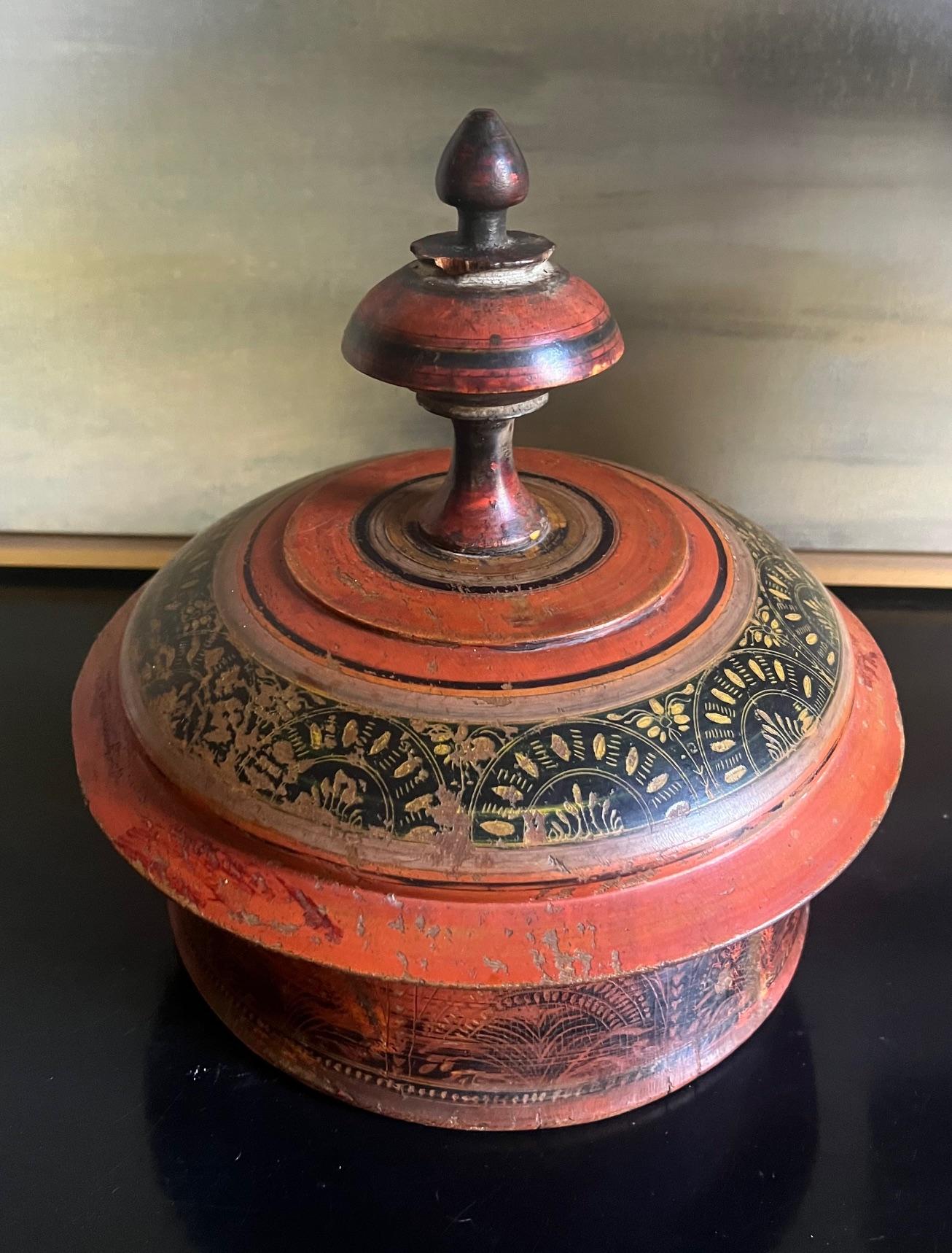 Large Middle Eastern Round Lidded Spice Box, c. 1900 For Sale 2