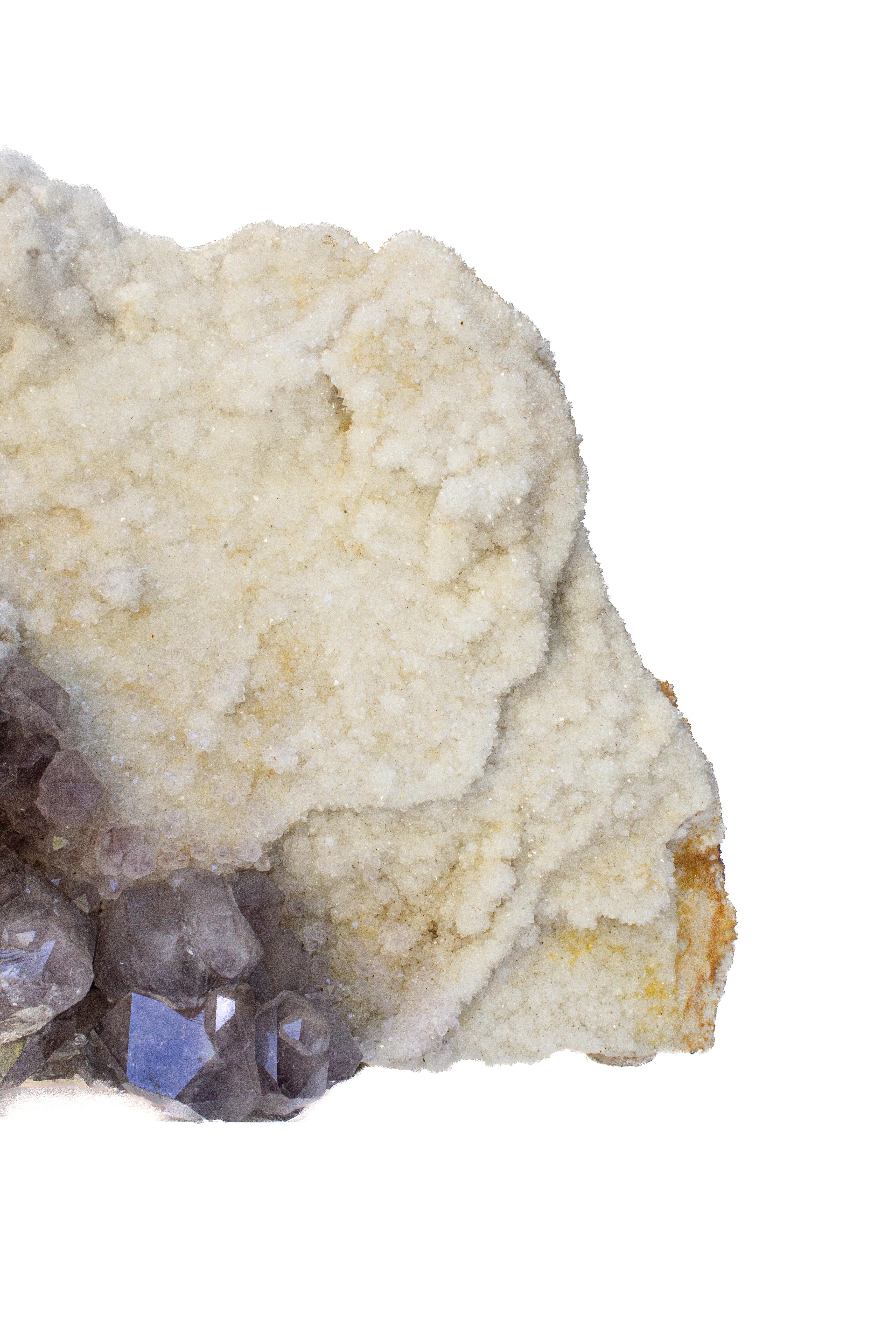 Großer Milchquarz-Kristall-Cluster mit Amethyst-Kristall-Kristall-Kristallen (Nordamerikanisch) im Angebot