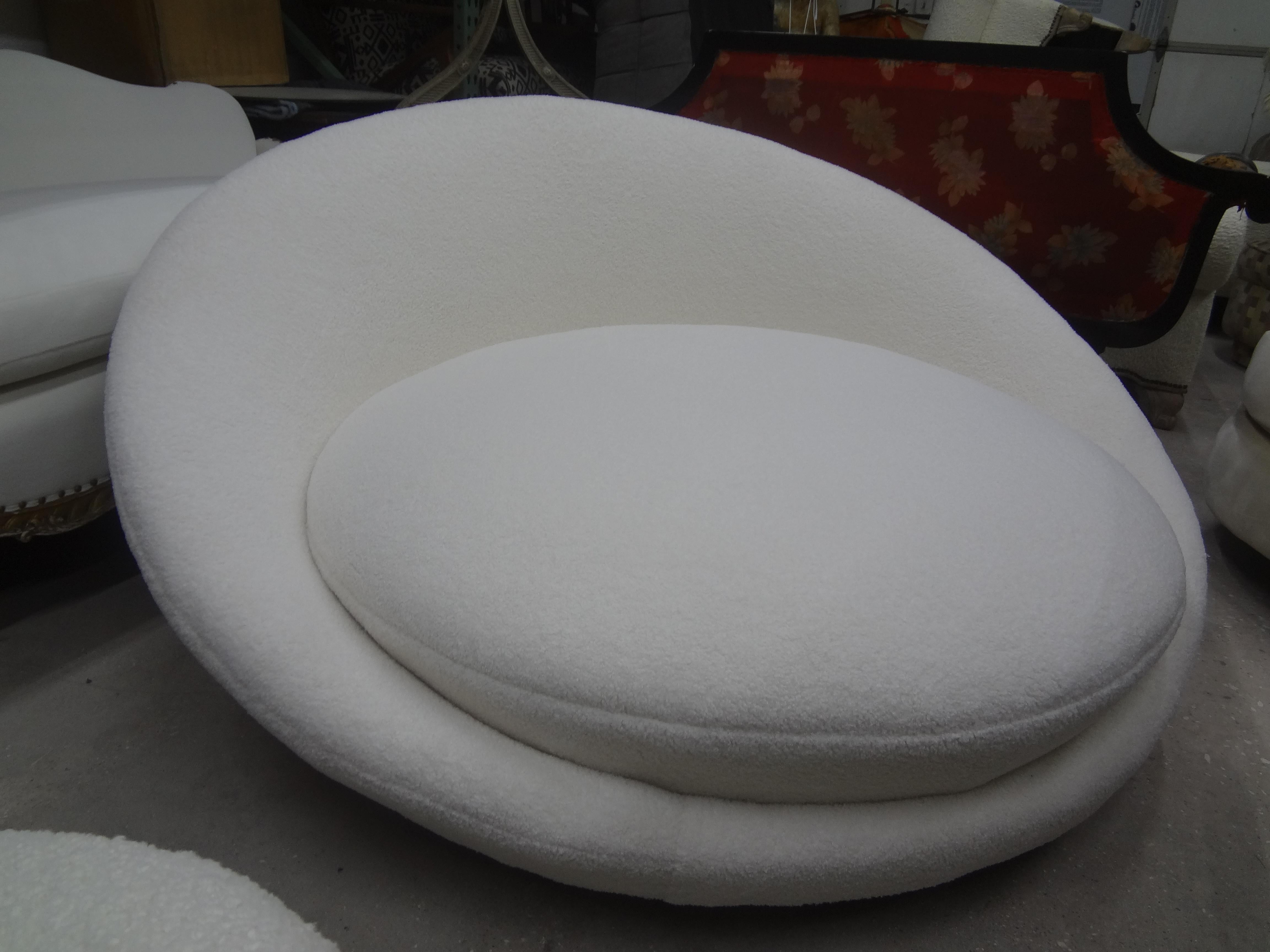 Large Satellite Chaise By Milo Baughman For Thayer Coggin For Sale 3
