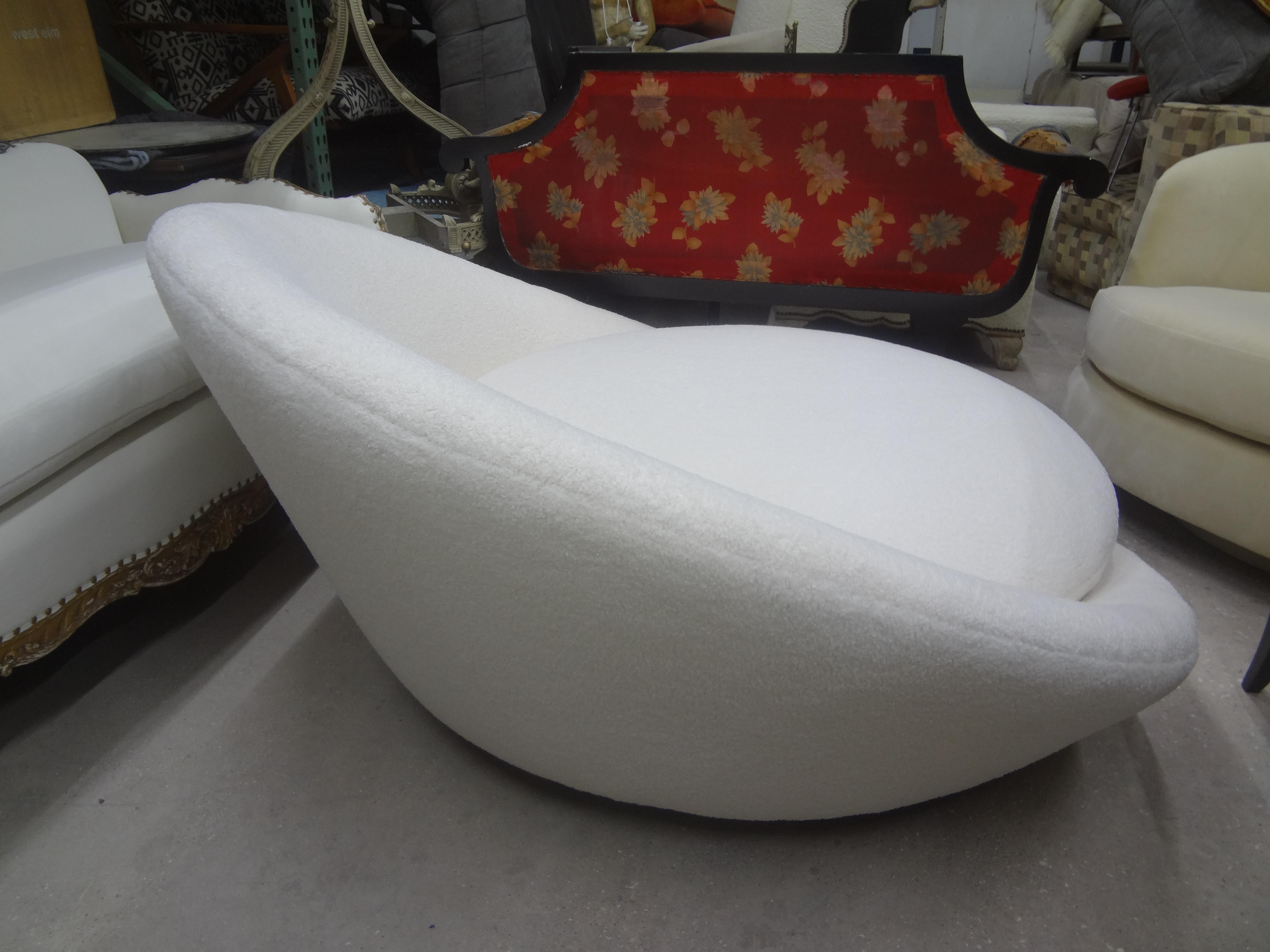 Large Satellite Chaise By Milo Baughman For Thayer Coggin For Sale 1