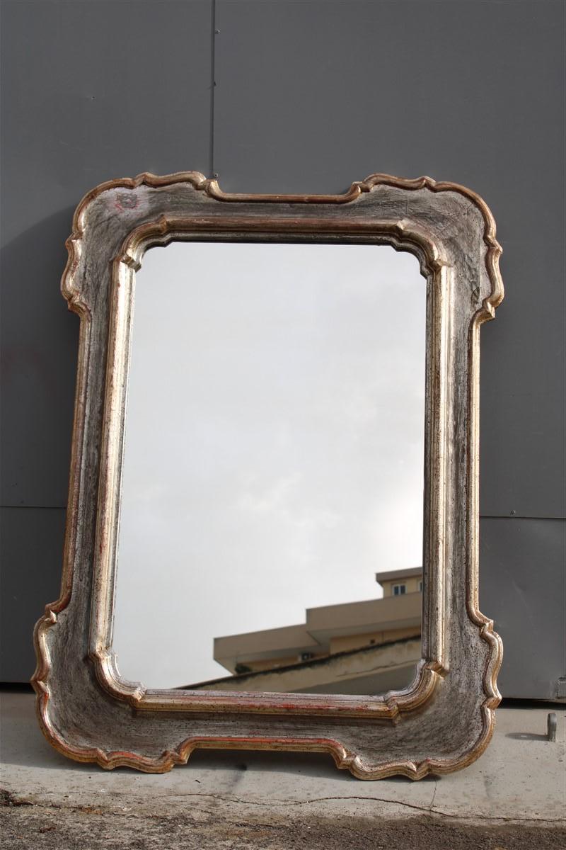 Grand miroir en style baroque italien 1940 en bois avec demi-feuille d'argent