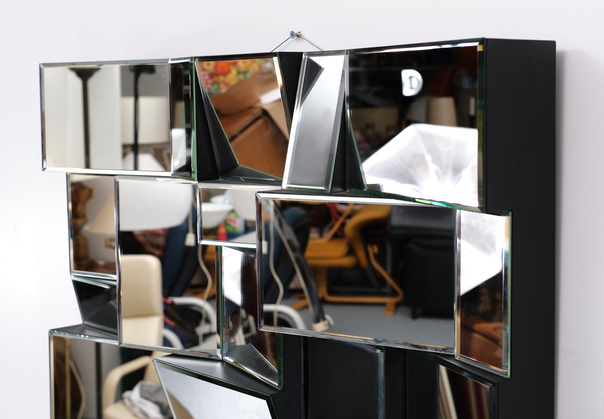 Allemand Grand miroir involuto de Kare Design, Allemagne  en vente