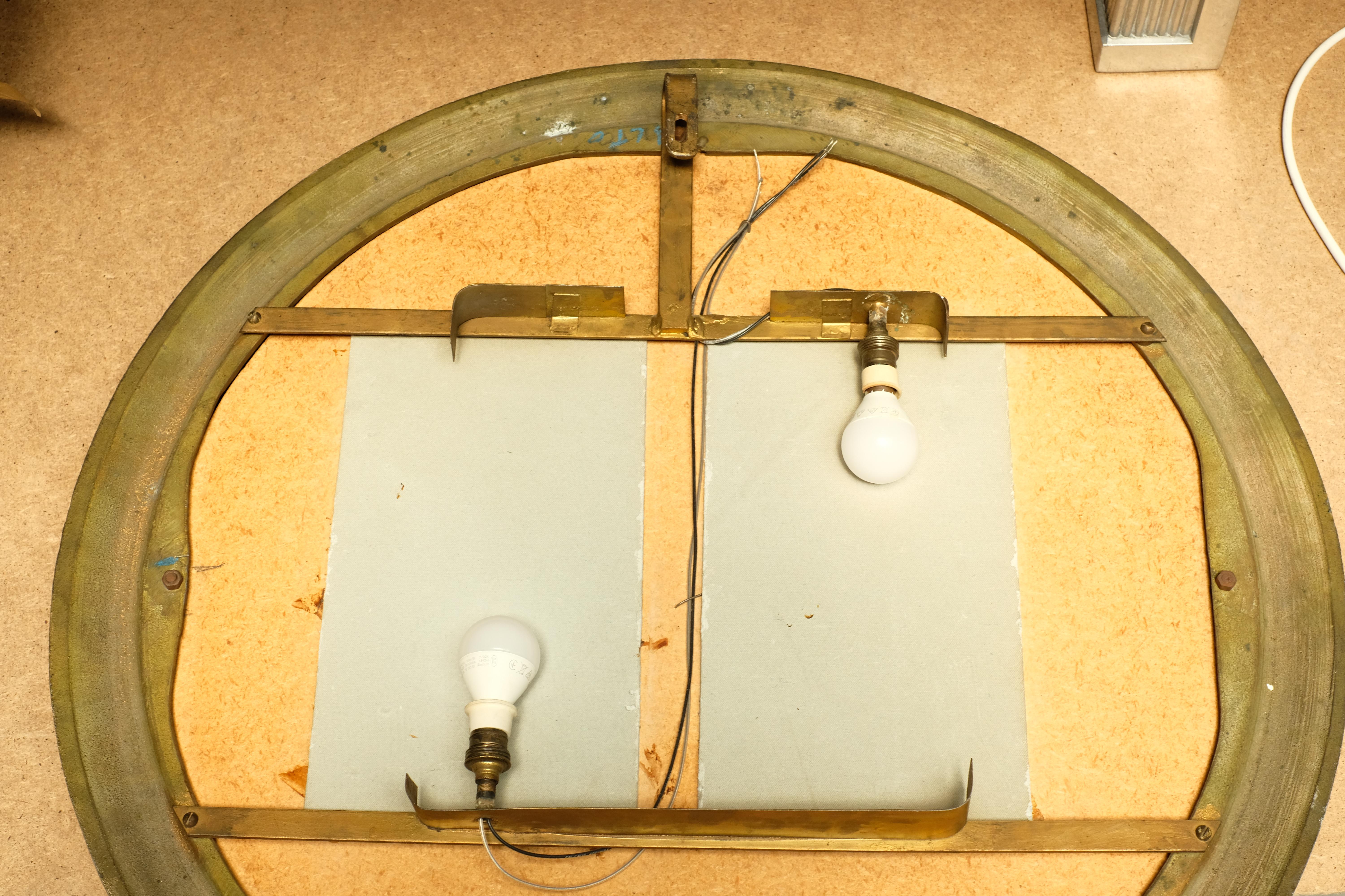 Grand miroir lumineux en couleur bronze, Italie, années 1960 en vente 8