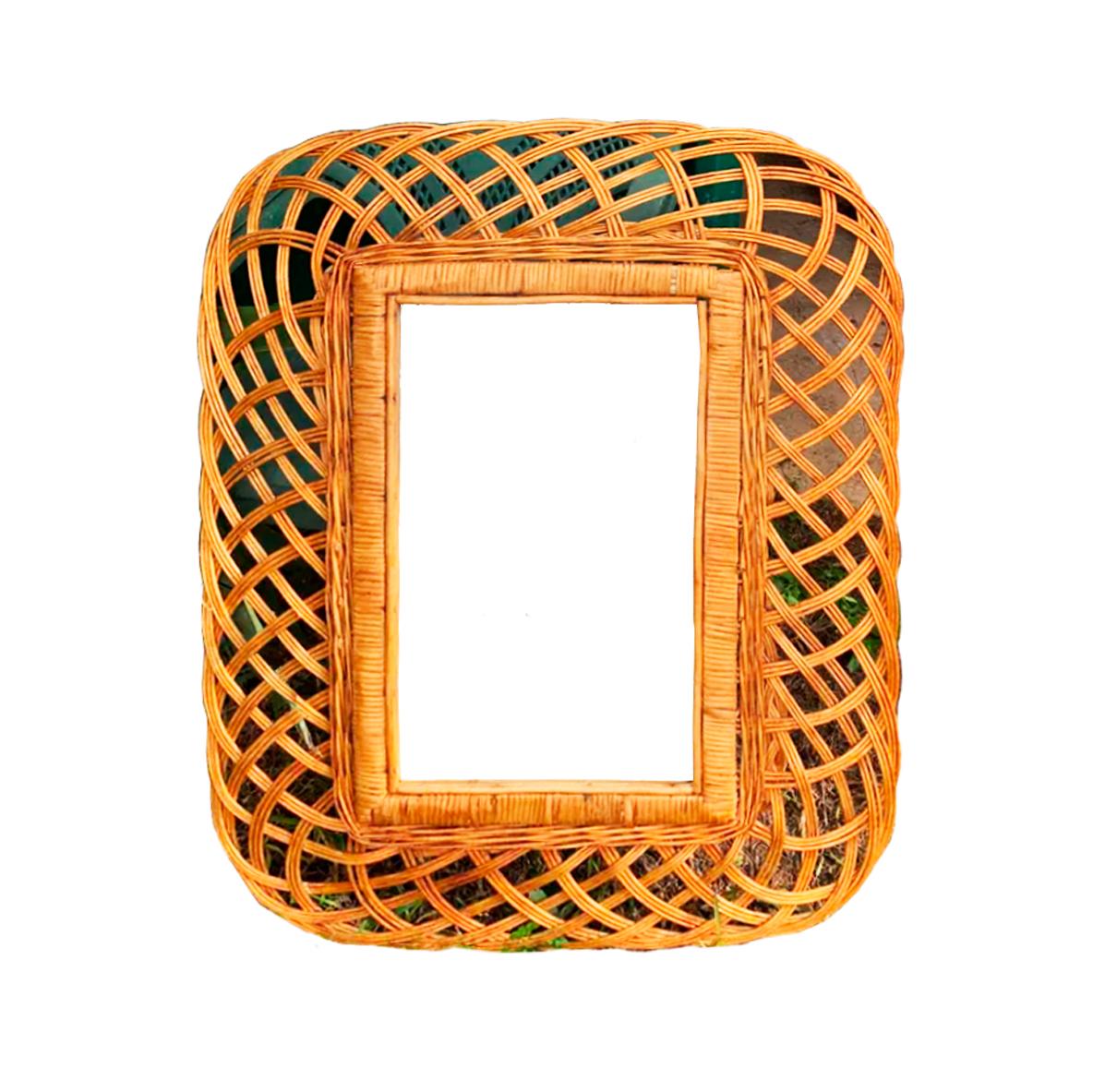 A wicker mirror. Measure: 90 x 70cm. 
Vintage rattan mirror. They can be hung vertically or horizontally.

It can be hung vertically or horizontally. Very well finished.
Bamboo, wicker.

 Frech Riviera Style saint tropez, nice, côte d'azur

Sunburst