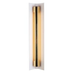 Grande applique murale Misalliance Ex Pure White de Lexavala