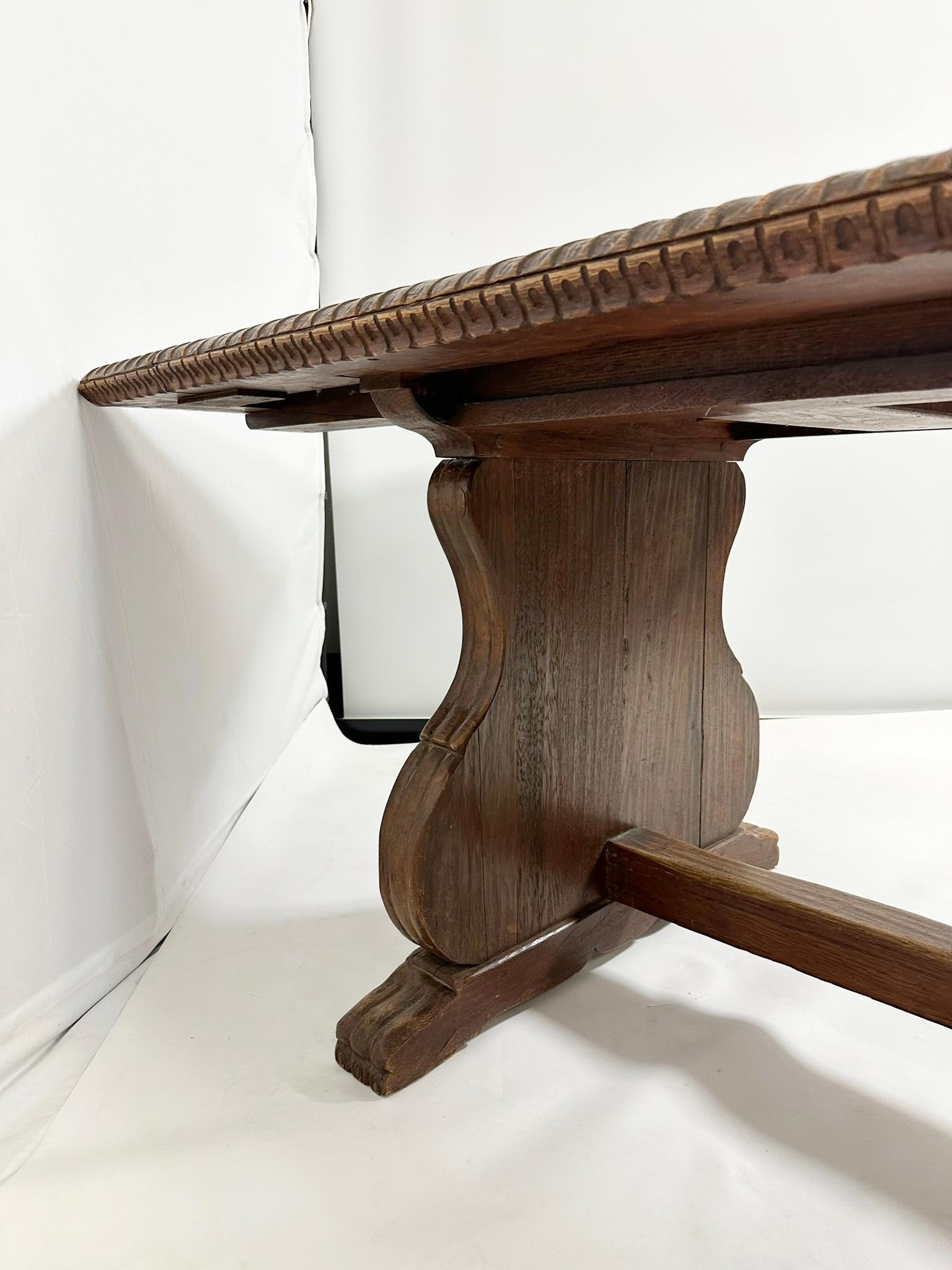 Large Mission Style Dining Table in Solid Wood For Sale 6