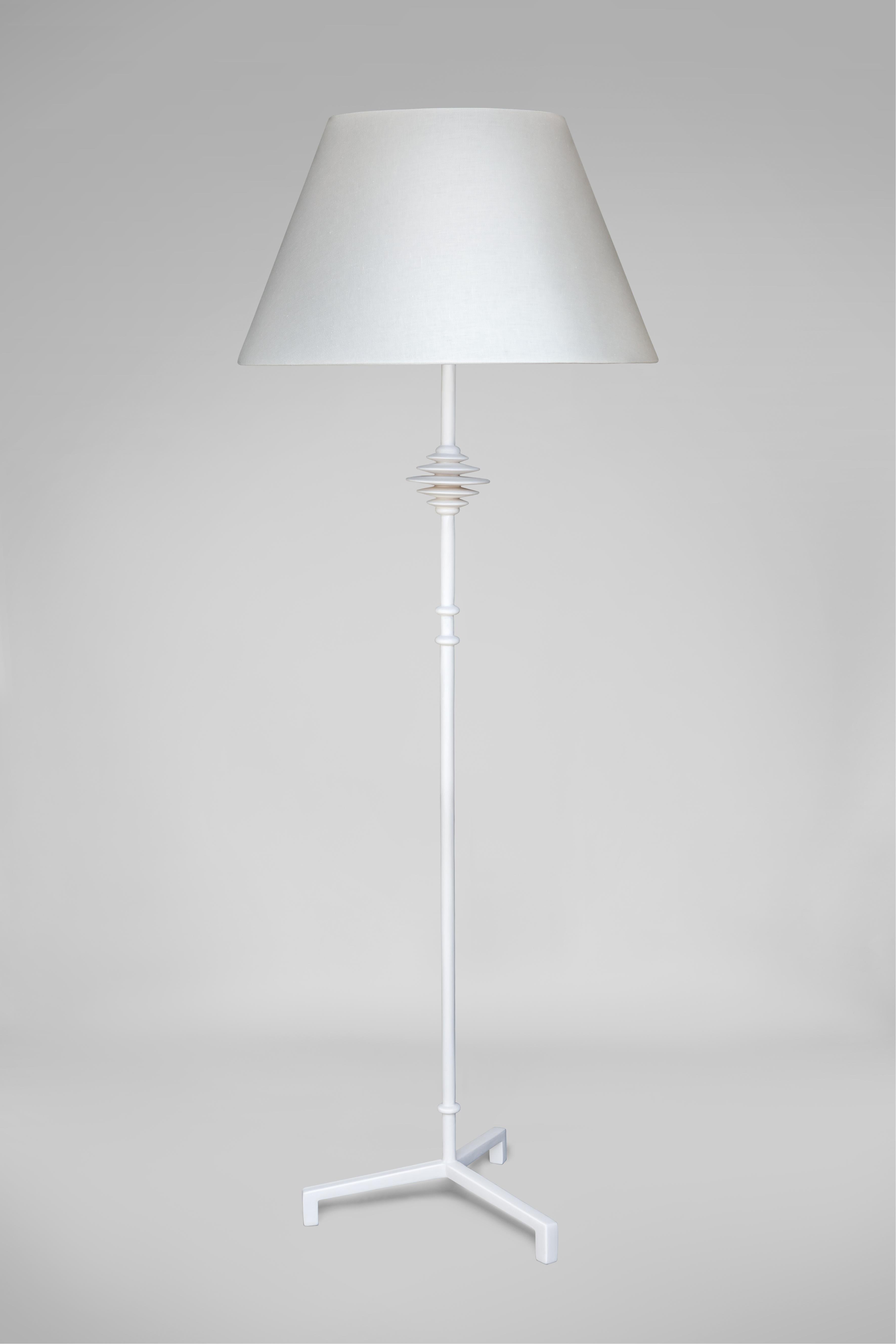 Floor lamp in hand sculpted plaster on metal armature, in the Giacometti Manner.

Lampshade  not included
Recommended Lampshade dimensions: 
Ø 31 top x Ø 55 bottom x H 34 cm / Ø 12,20″ top x Ø 21,65″ bottom x H 13,38″

LAMP 1 x Candelabra bulb / 1 x