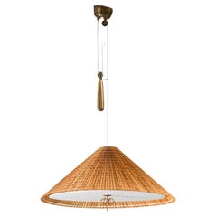 Colgante grande modelo A1967, Paavo Tynell, Taito Oy, mediados del siglo XX