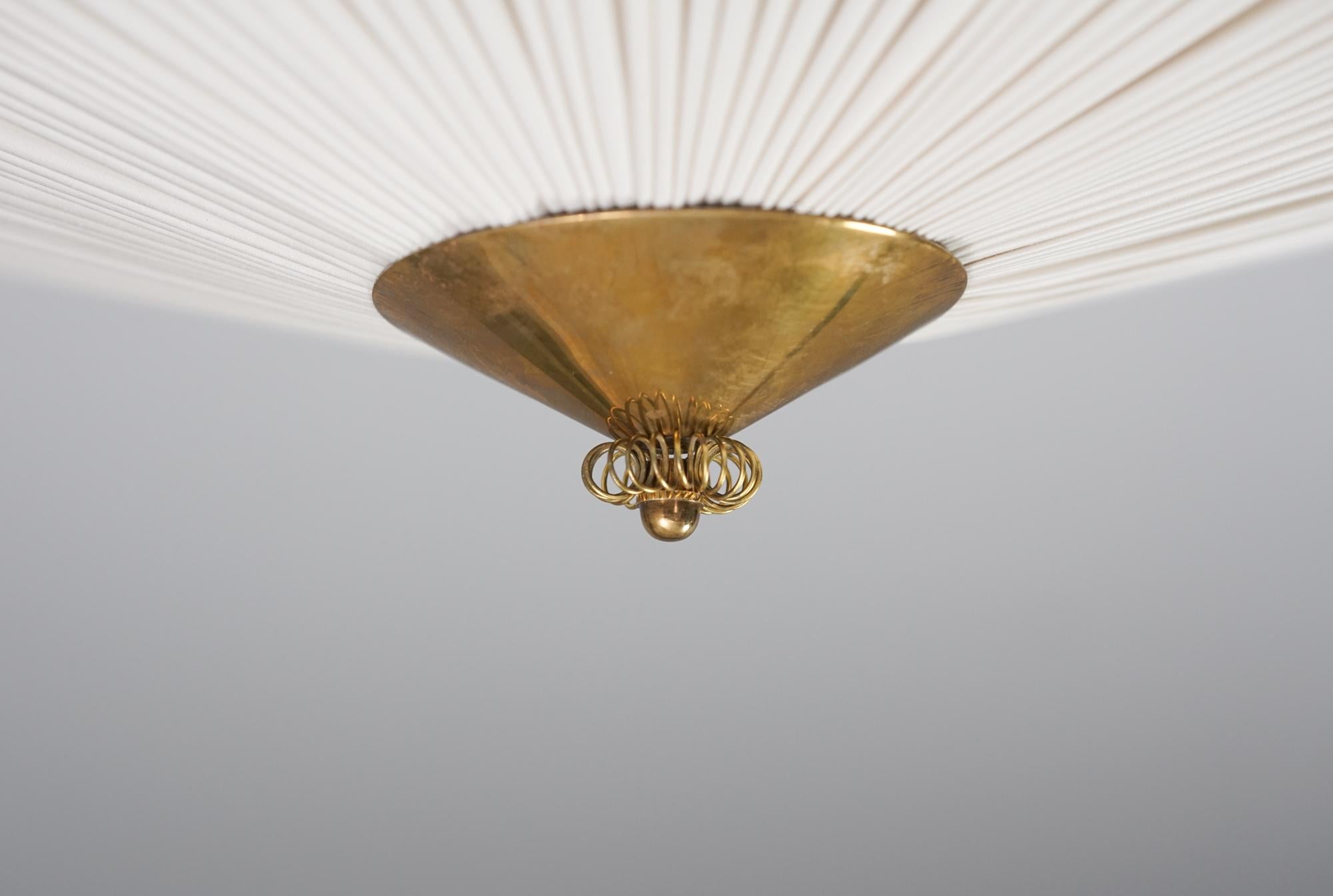 Großes Modell K5-40 Flush Mount, Idman Oy, 1950er Jahre (Mitte des 20. Jahrhunderts) im Angebot
