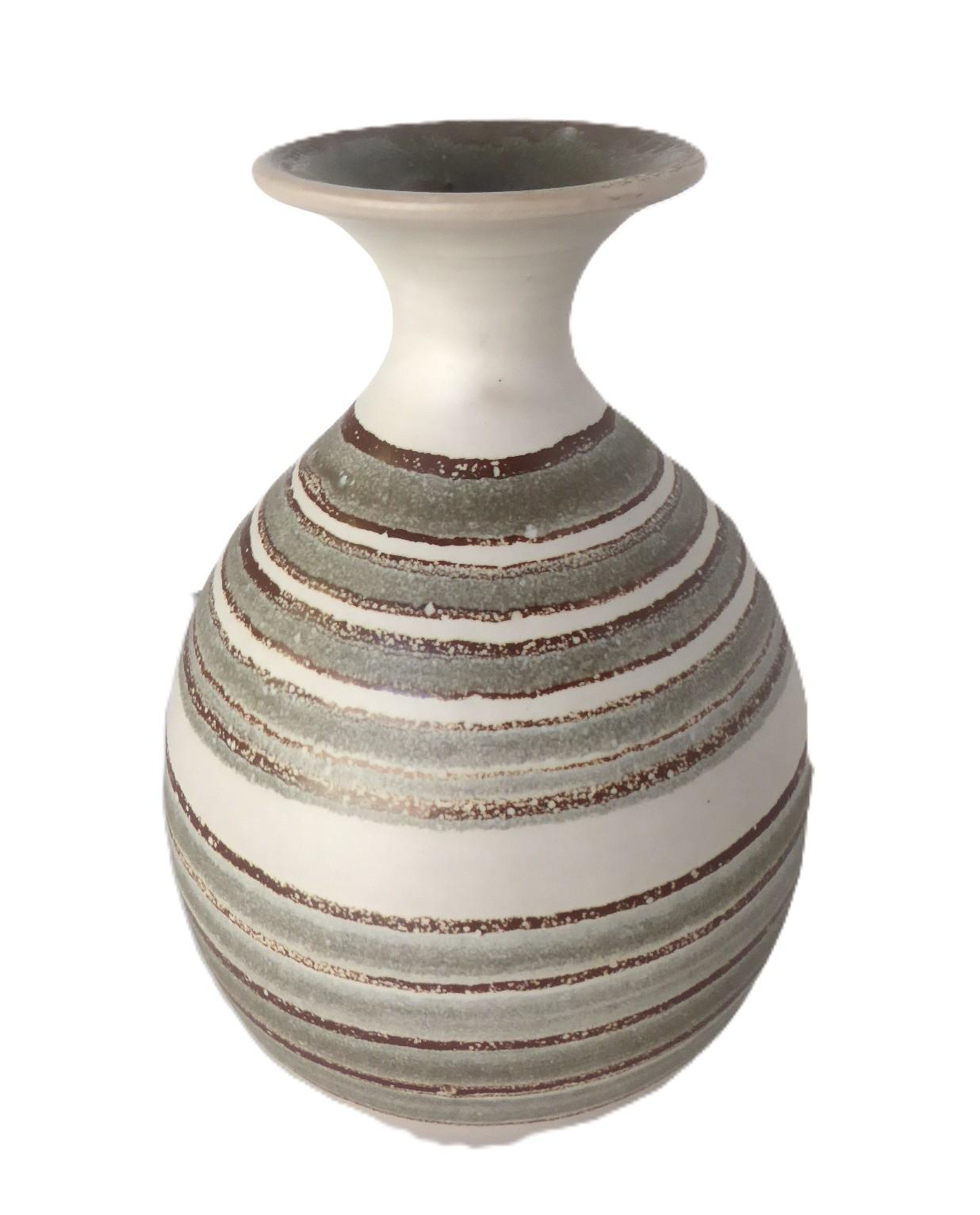 Moderne Grand vase moderne en céramique de Mary Gumà Céramiste catalane Espagne 1980 en vente