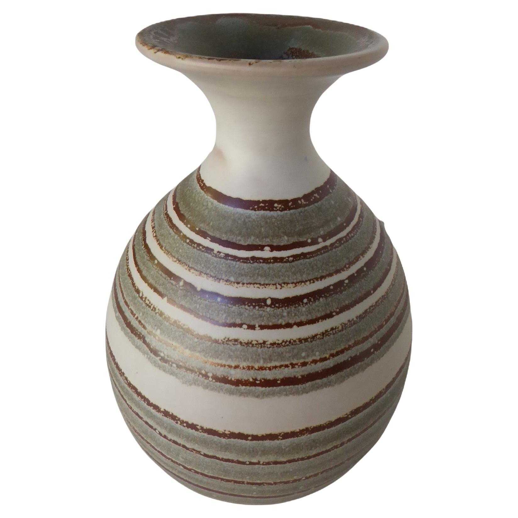 Grand vase moderne en céramique de Mary Gumà Céramiste catalane Espagne 1980