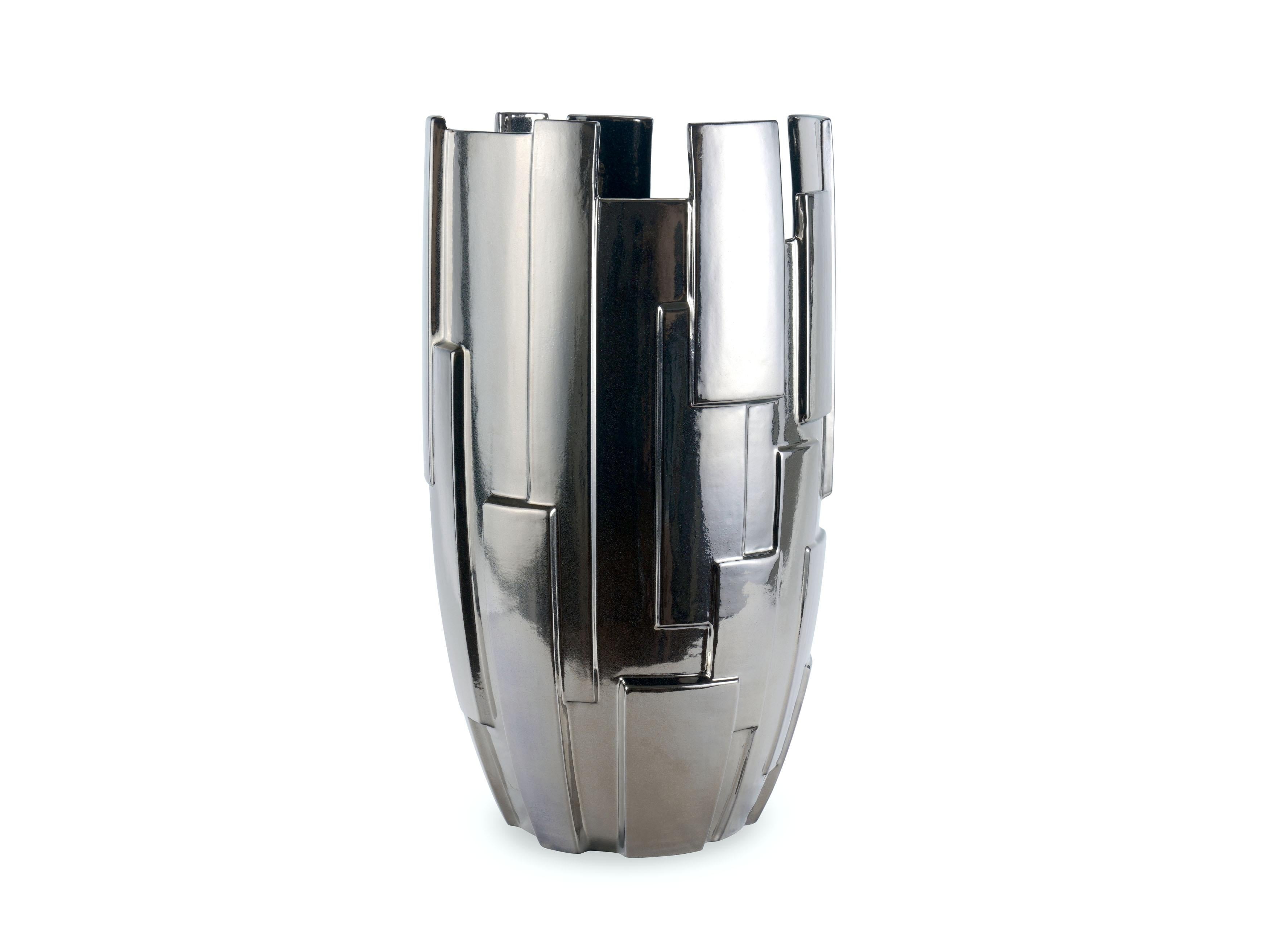 Moderno Vaso contemporaneo in ceramica Scultura Lucentezza metallica made in Italy in vendita