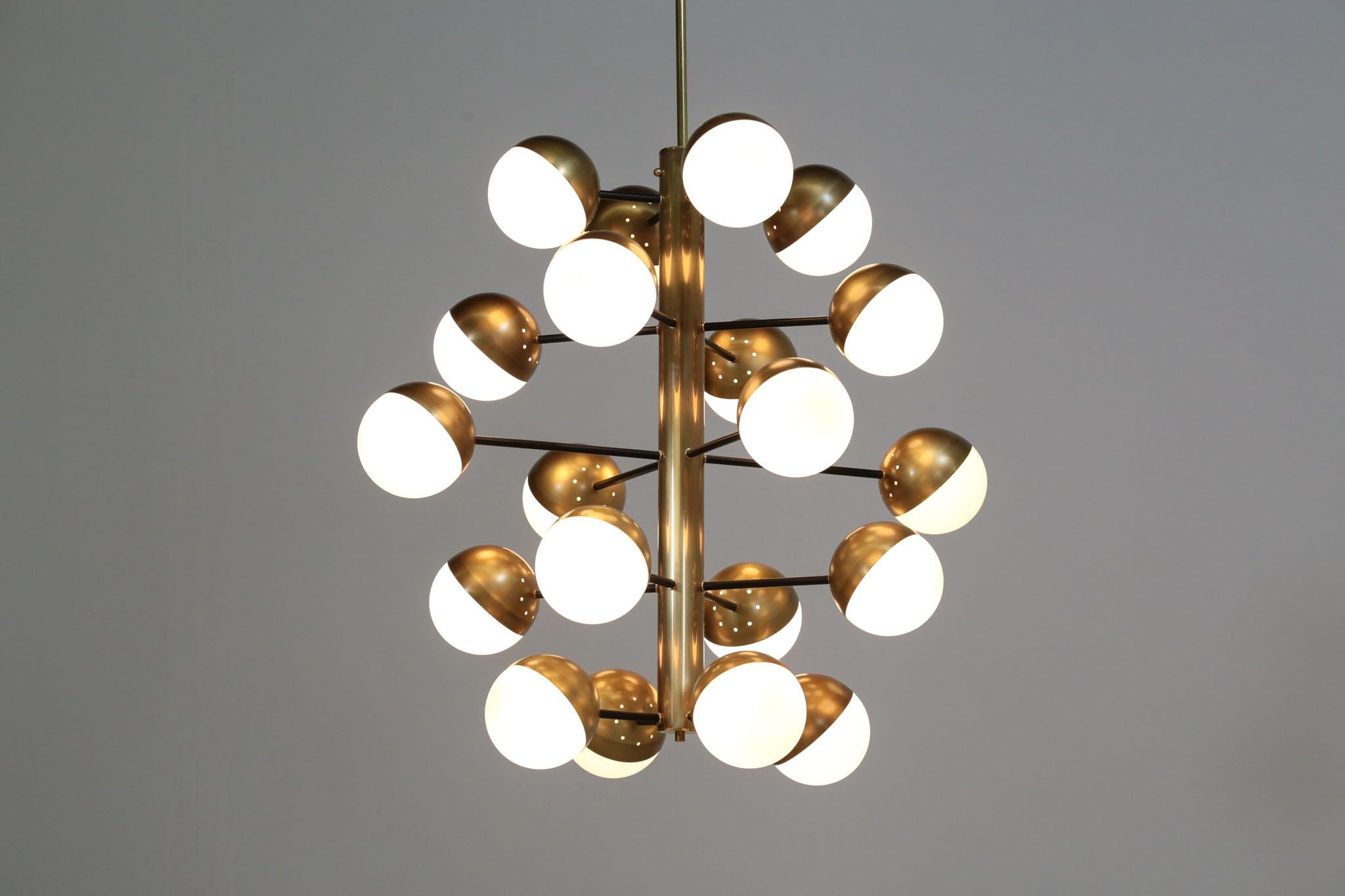 Mid-Century Modern Large Modern Chandelier with 20 Lights, Italian Stilnovo Style