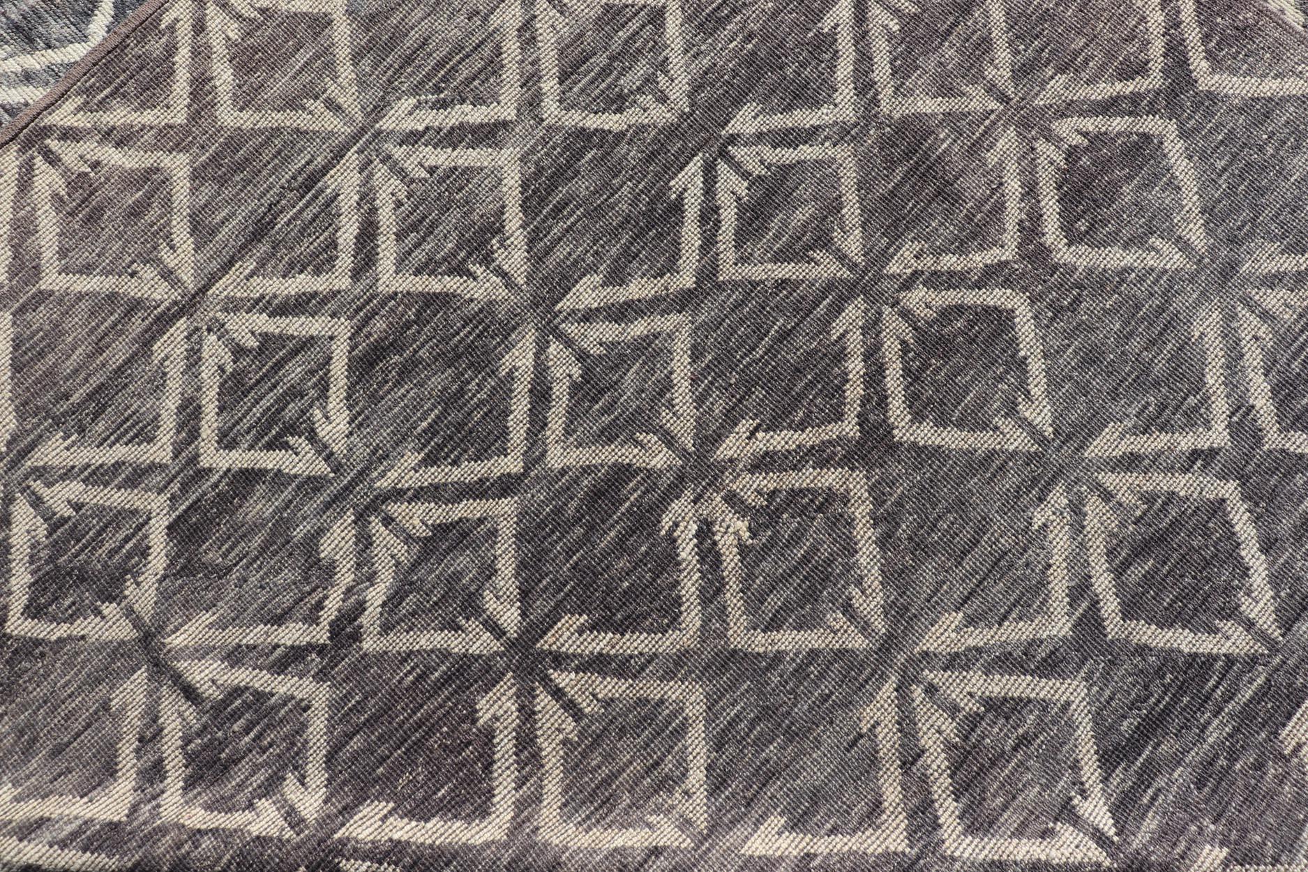 Großer Teppich im modernen Design mit komplizierten geometrischen Mustern  13' 10 x 19' 7 im Zustand „Neu“ im Angebot in Atlanta, GA