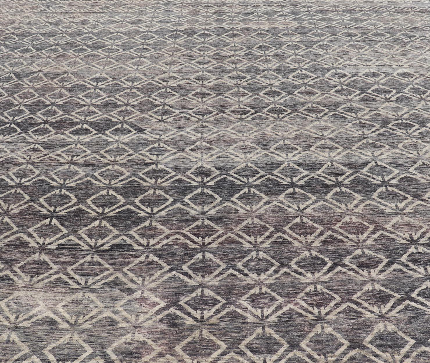 Großer Teppich im modernen Design mit komplizierten geometrischen Mustern  13' 10 x 19' 7 (Wolle) im Angebot