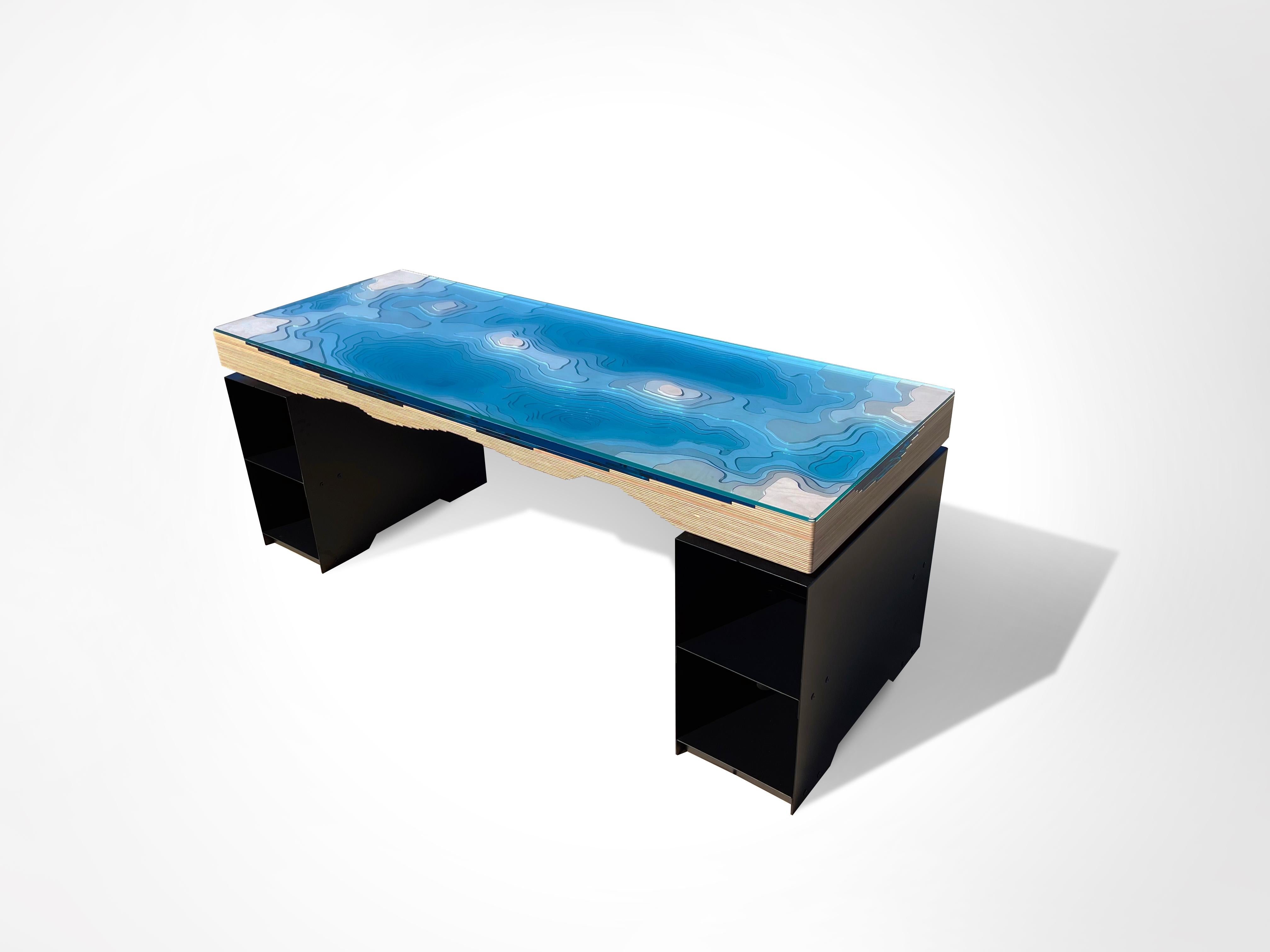 Großer moderner Schreibtisch aus Glas, Birke und Stahl, rechteckig (Moderne) im Angebot