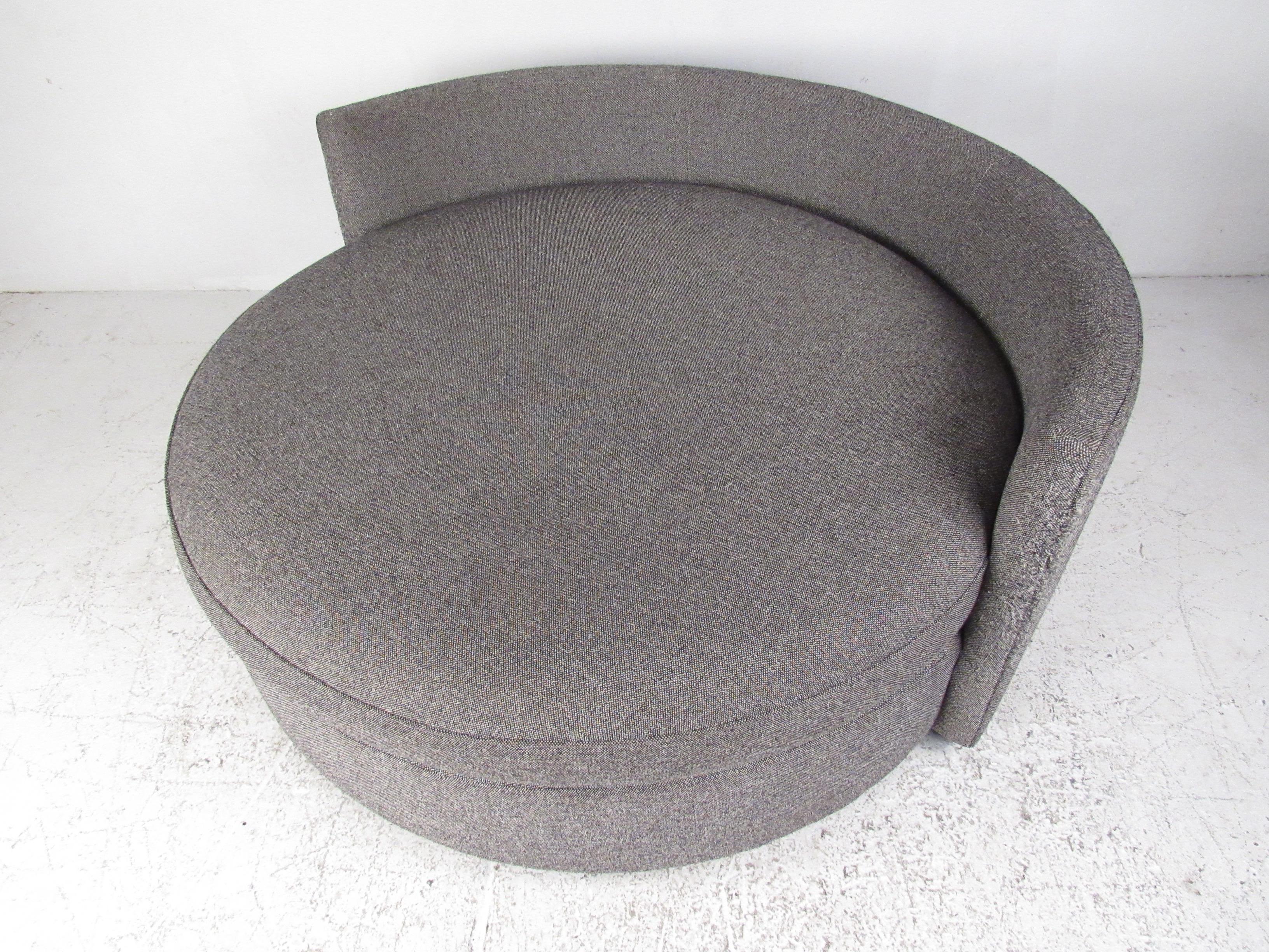 Mid-Century Modern Large Modern Disc Style Lounge Chair