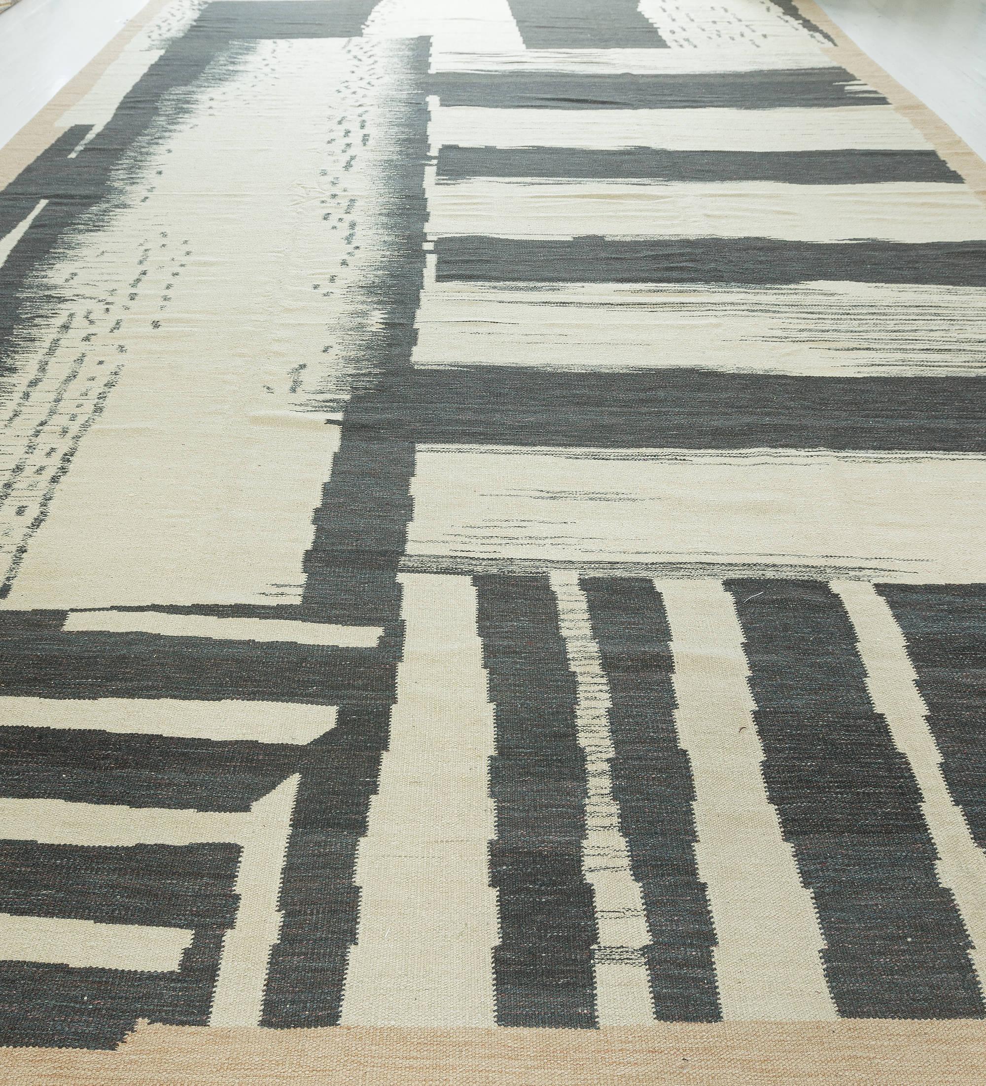 Großer moderner geometrischer Flachgewebe-Teppich von Doris Leslie Blau im Zustand „Neu“ im Angebot in New York, NY