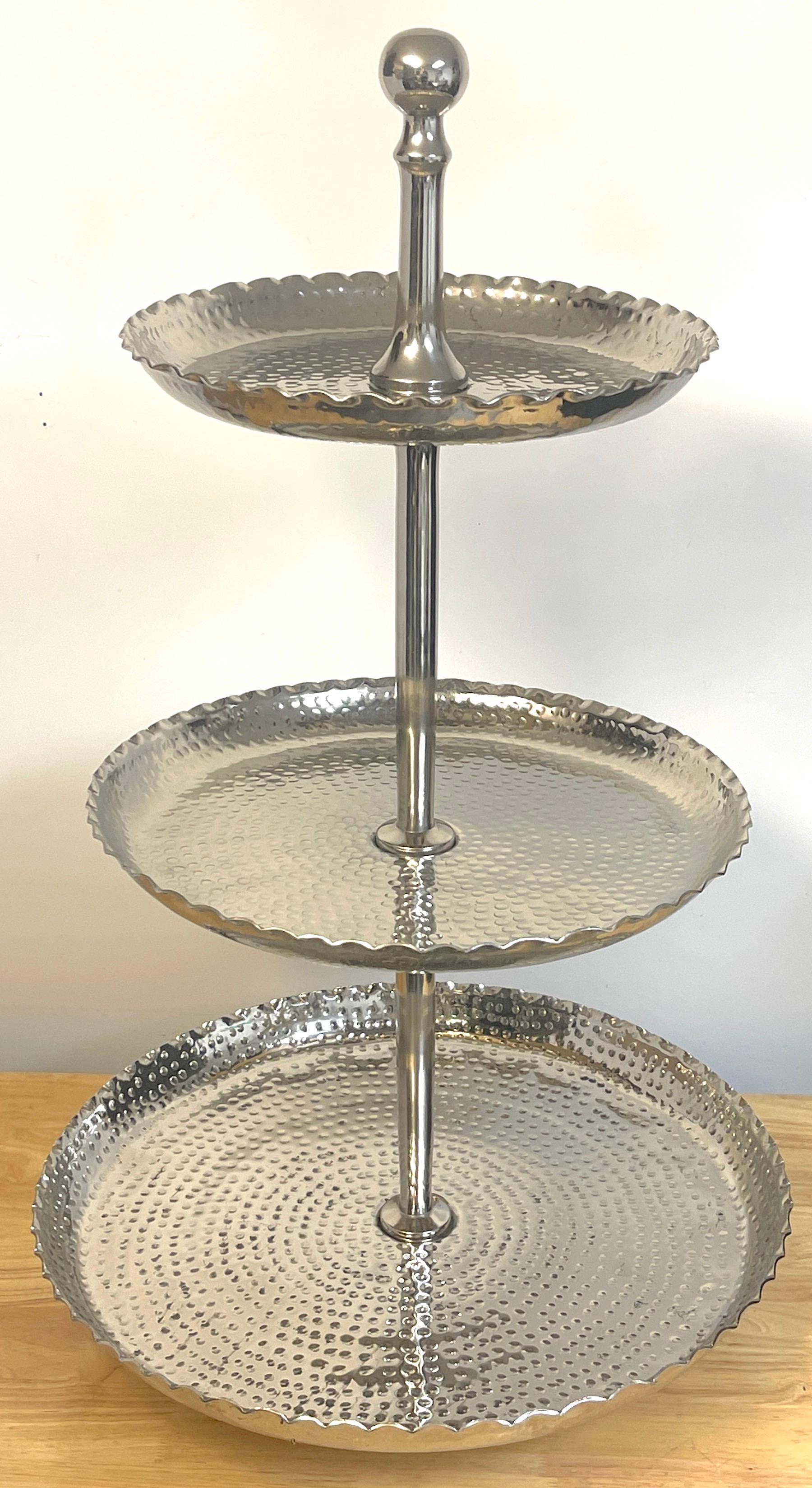 Large modern hammered silverplated 3 tier stand, attributed to Sarreid
Standing 35