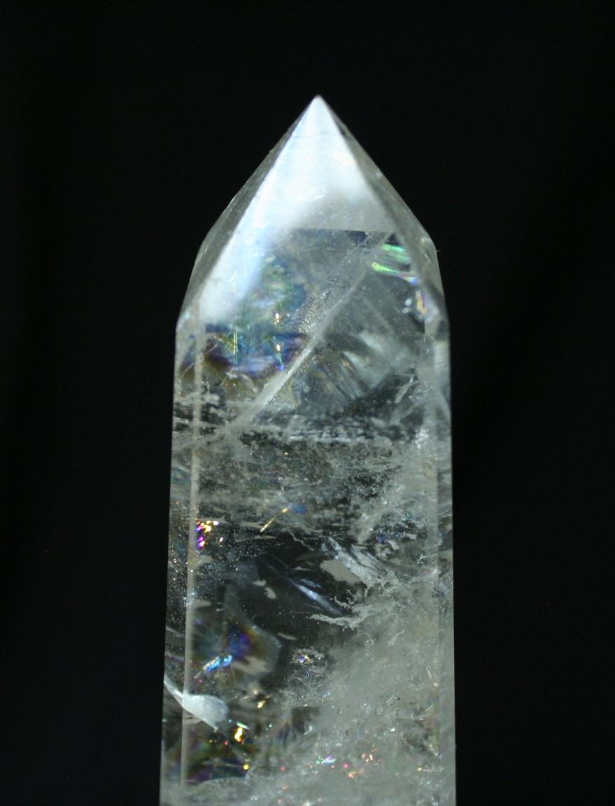 XXIe siècle et contemporain Grands obélisques modernes en cristal de roche sculptés et polis à la main en vente