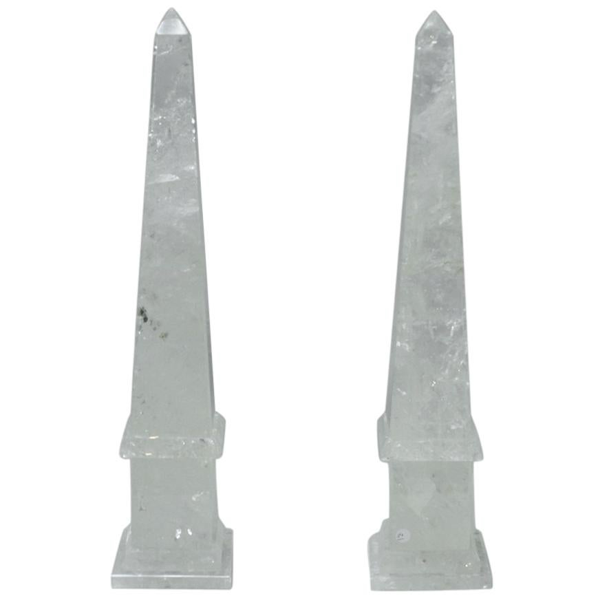 Grands obélisques modernes en cristal de roche sculptés et polis à la main en vente