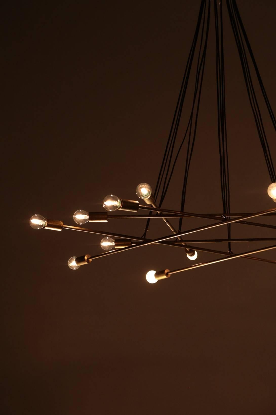 Grand lustre/lustre italien moderne à seize lumières, style Gino Sarfatti en vente 11