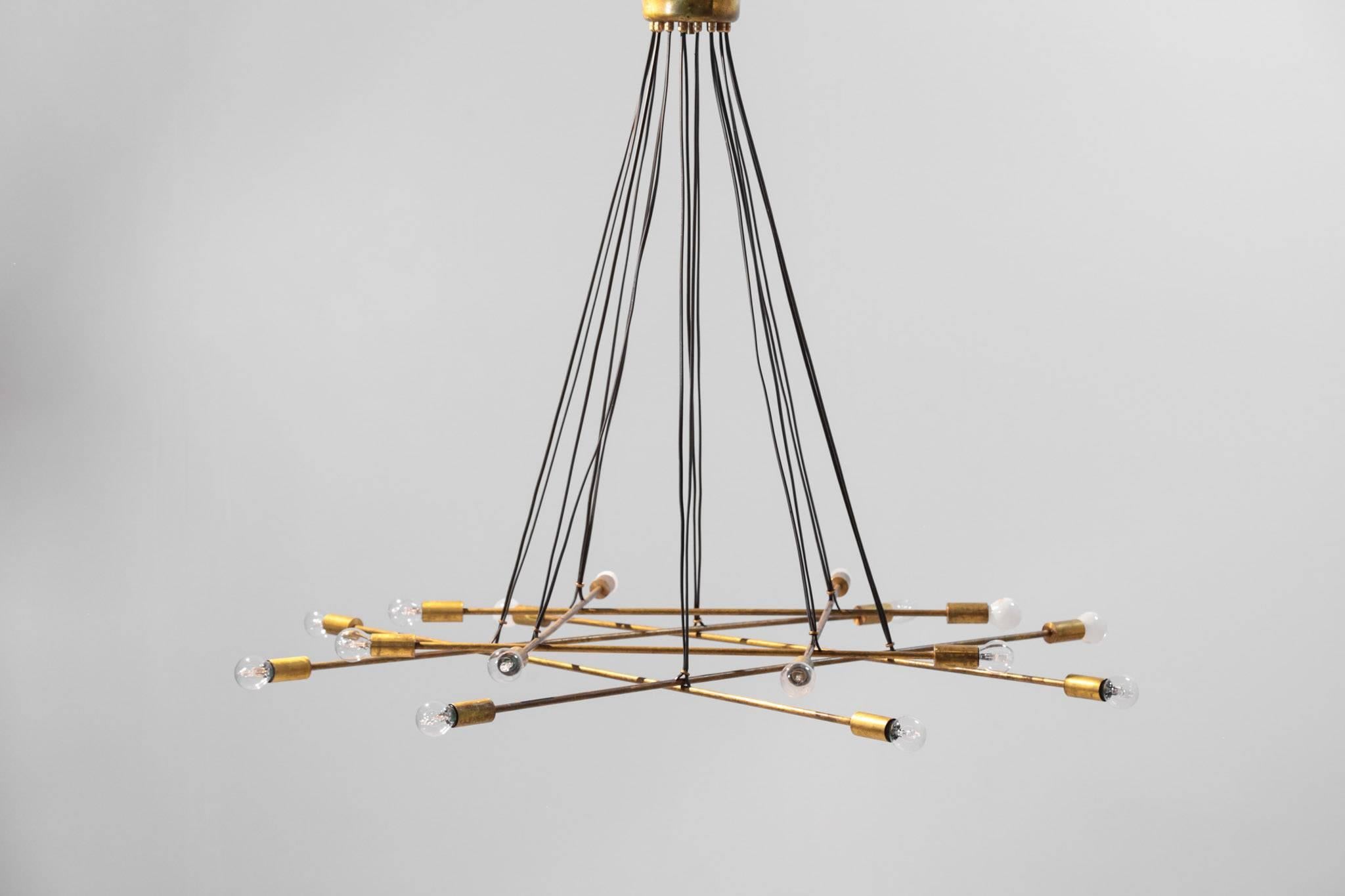 Mid-Century Modern Grand lustre/lustre italien moderne à seize lumières, style Gino Sarfatti en vente
