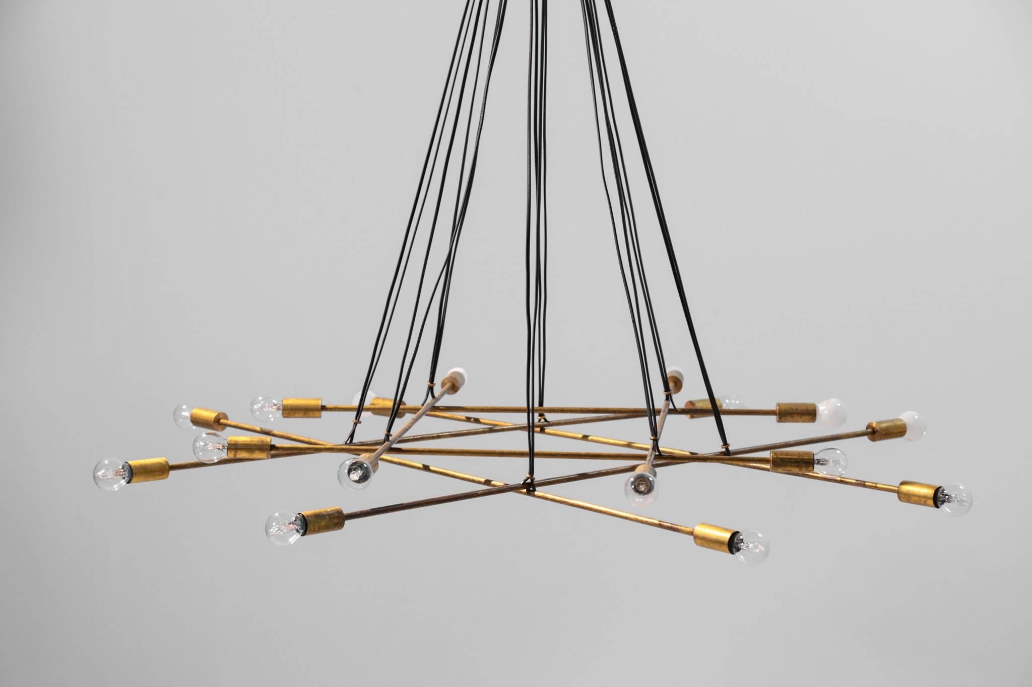 Brass Large Modern Italian Pendant/Chandelier Sixteen-Light, Gino Sarfatti Style For Sale