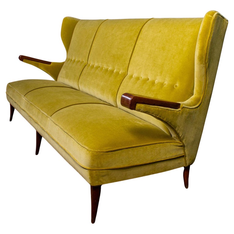 Großes modernes italienisches Kanapee oder Sofa aus der Mitte des Jahrhunderts nach Osvaldo Borsani im Angebot bei 1stDibs Deutschland