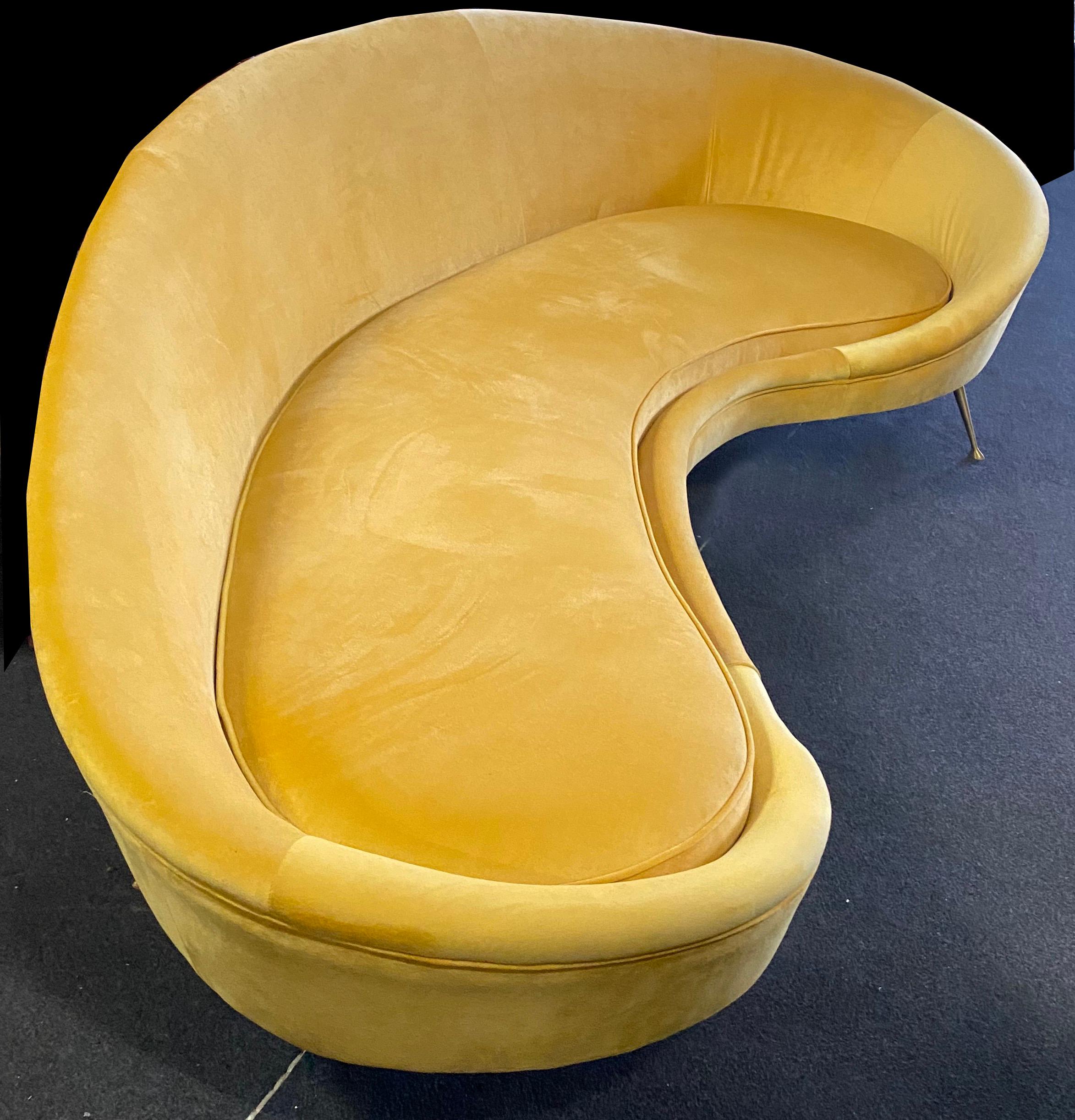 Großes modernes italienisches Canapè oder Sofa aus der Mitte des Jahrhunderts in ovaler Form (Italienisch) im Angebot